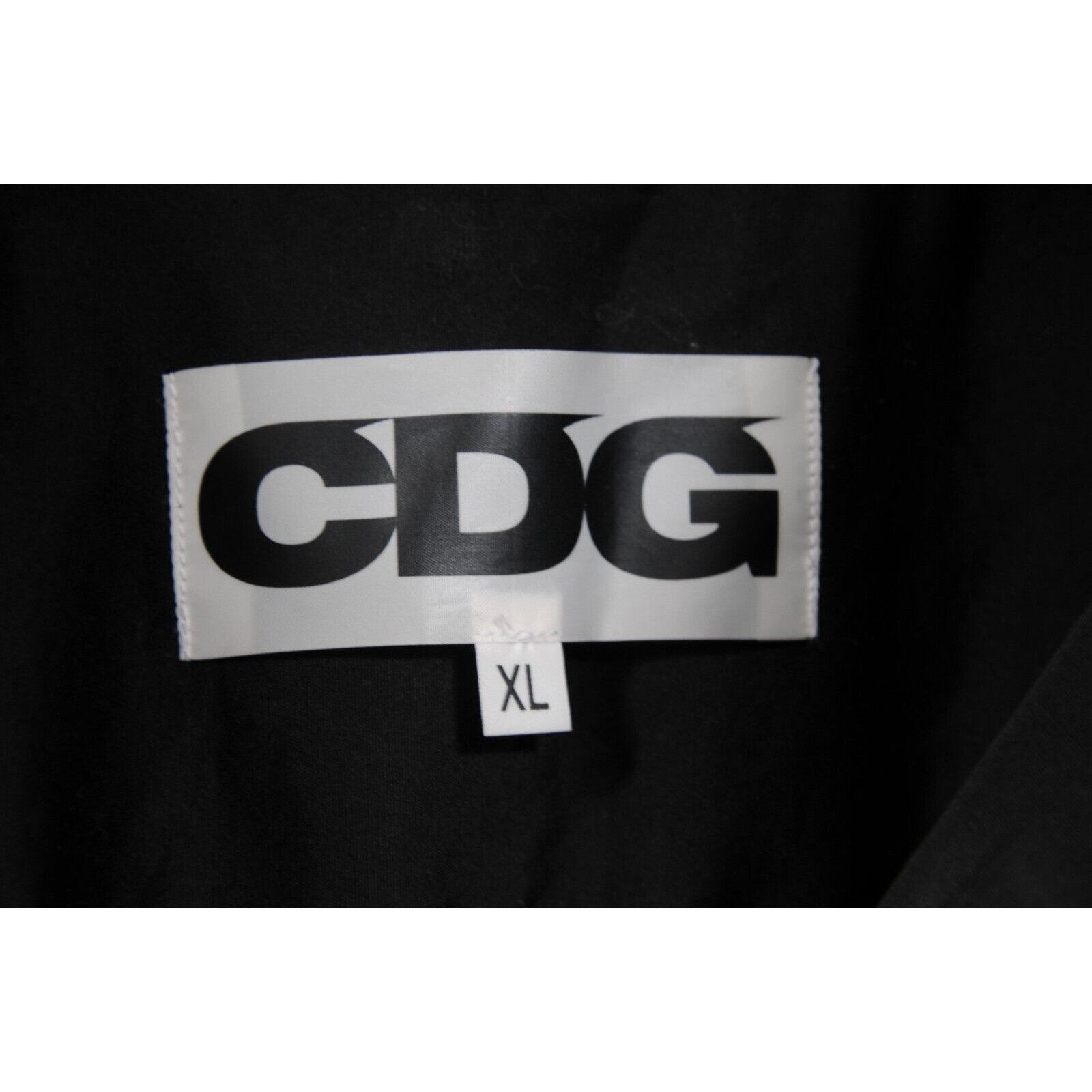 CDG by Comme des Garcons Comme des Garcons 1986 ete Staff Button Down Shirt Logo Size US XL / EU 56 / 4 - 7 Thumbnail