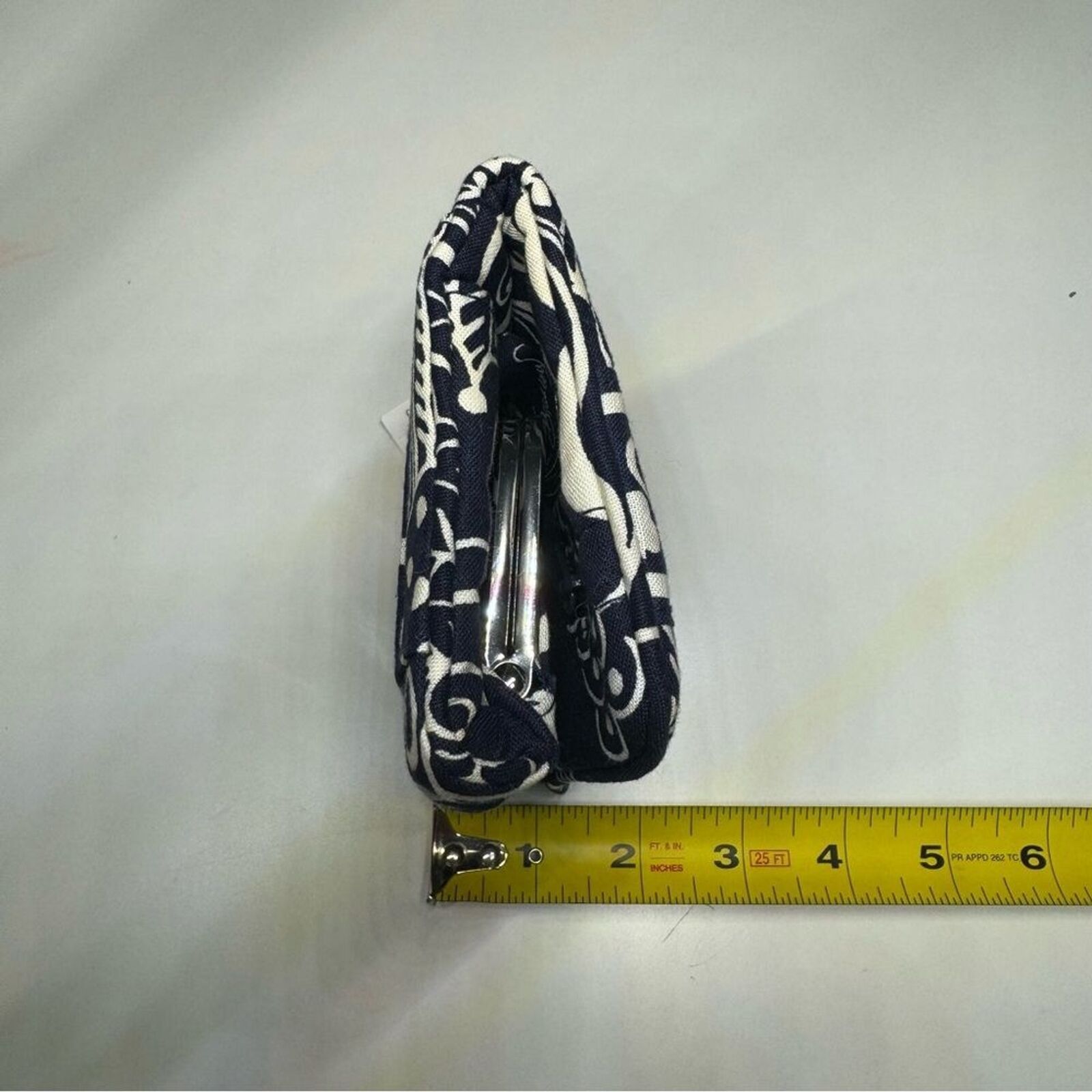 Vera Bradley Vera Bradley One for the Money Wallet Twirly Birds Navy Ret Size ONE SIZE - 12 Thumbnail