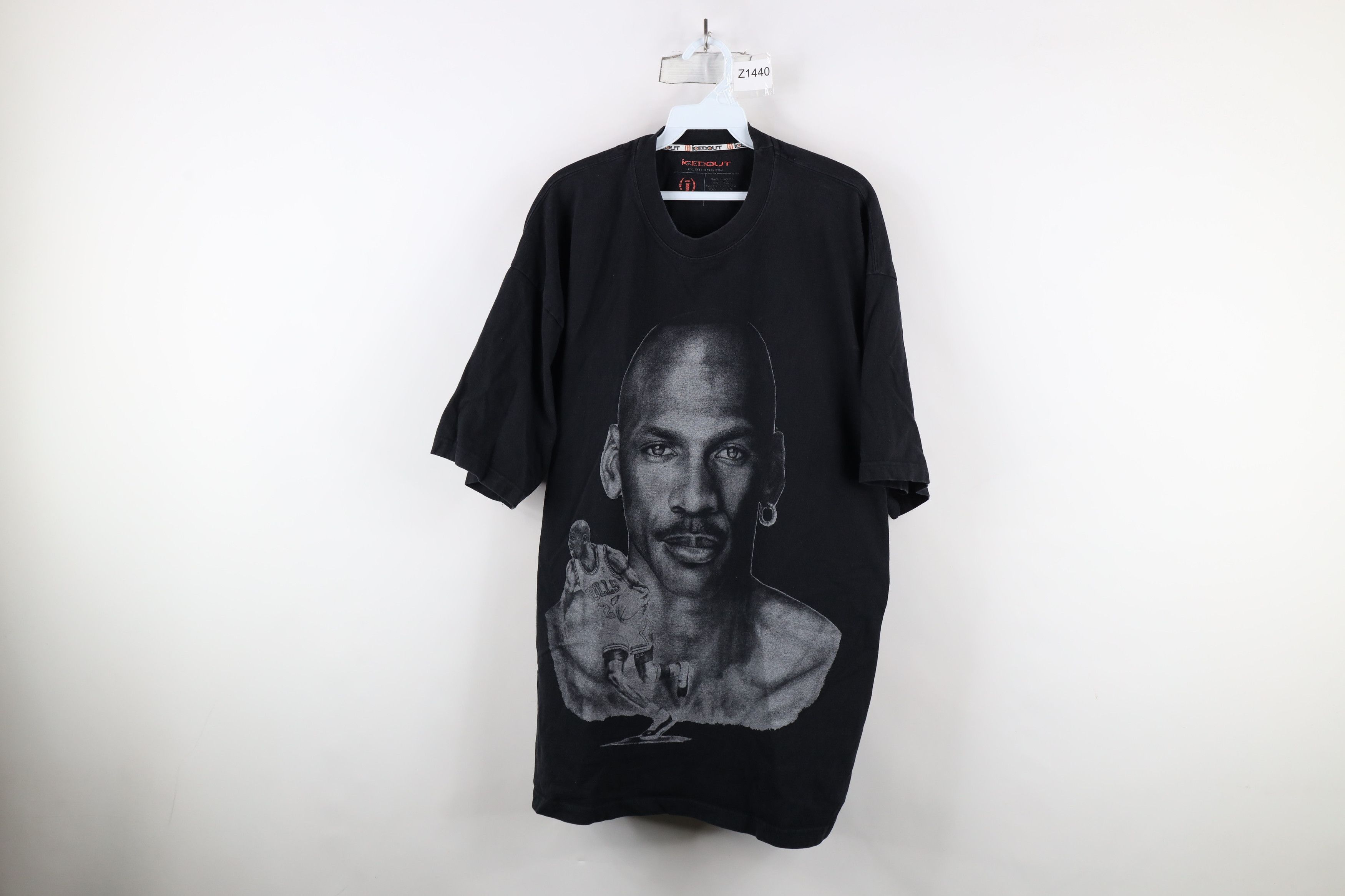 Vintage Vintage 90s Streetwear Michael Jordan Big Basketball T-Shirt Size US XXL / EU 58 / 5 - 1 Thumbnail