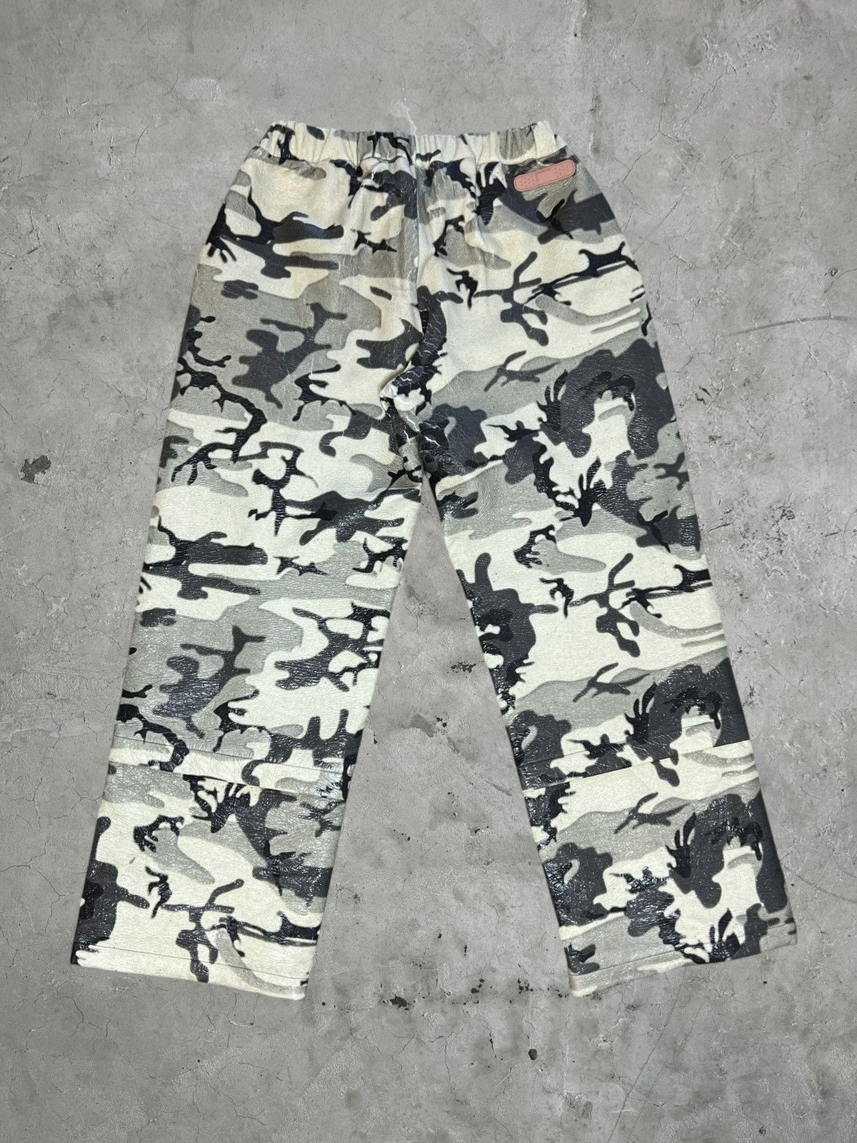 PDF PDF Camo Puffer Pants Size US 34 / EU 50 - 2 Thumbnail