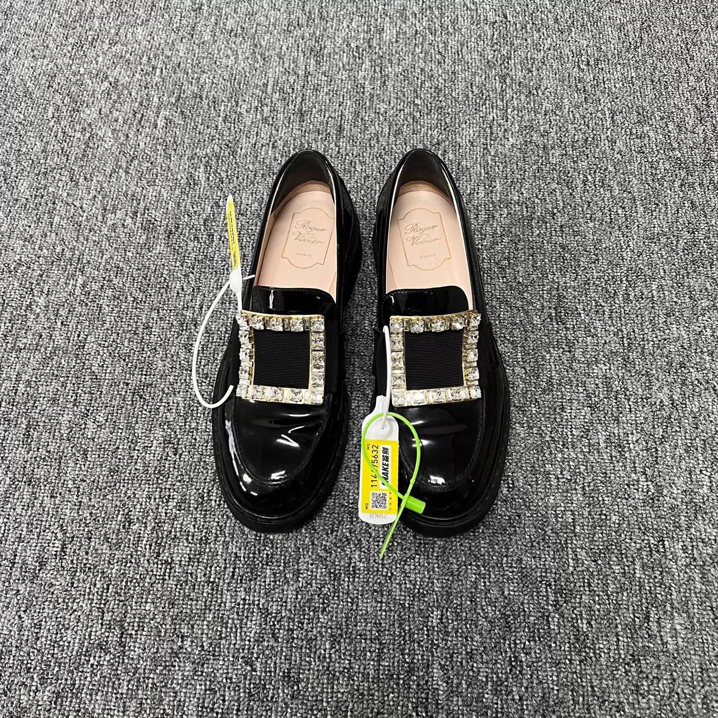 Roger Vivier RV Crystal Buckle Loafer 39.5 98 New Size US 9 / IT 39 - 1 Thumbnail