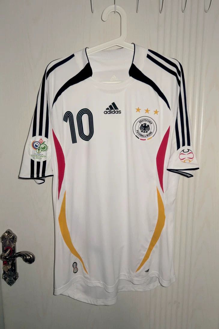 Other 2006 Germany #10 Oliver Neuville Jersey Home Size US M / EU 48-50 / 2 - 2 Thumbnail