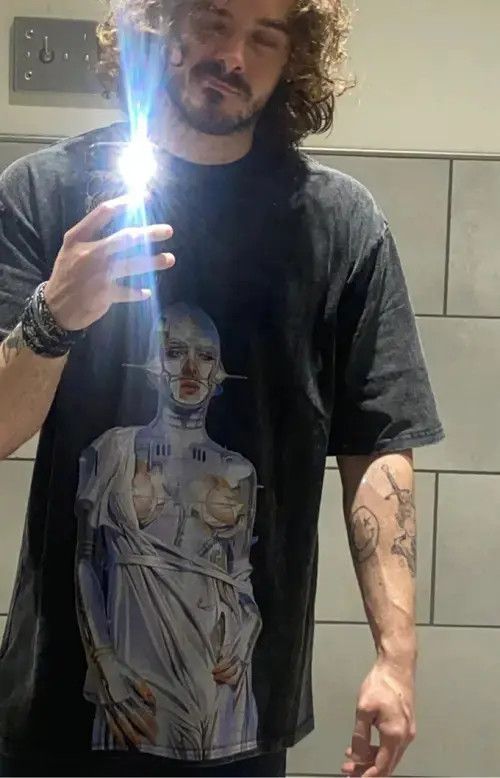 VIBE Oversized T-Shirt V Robot Graphic Print Size US L / EU 52-54 / 3 - 2 Thumbnail