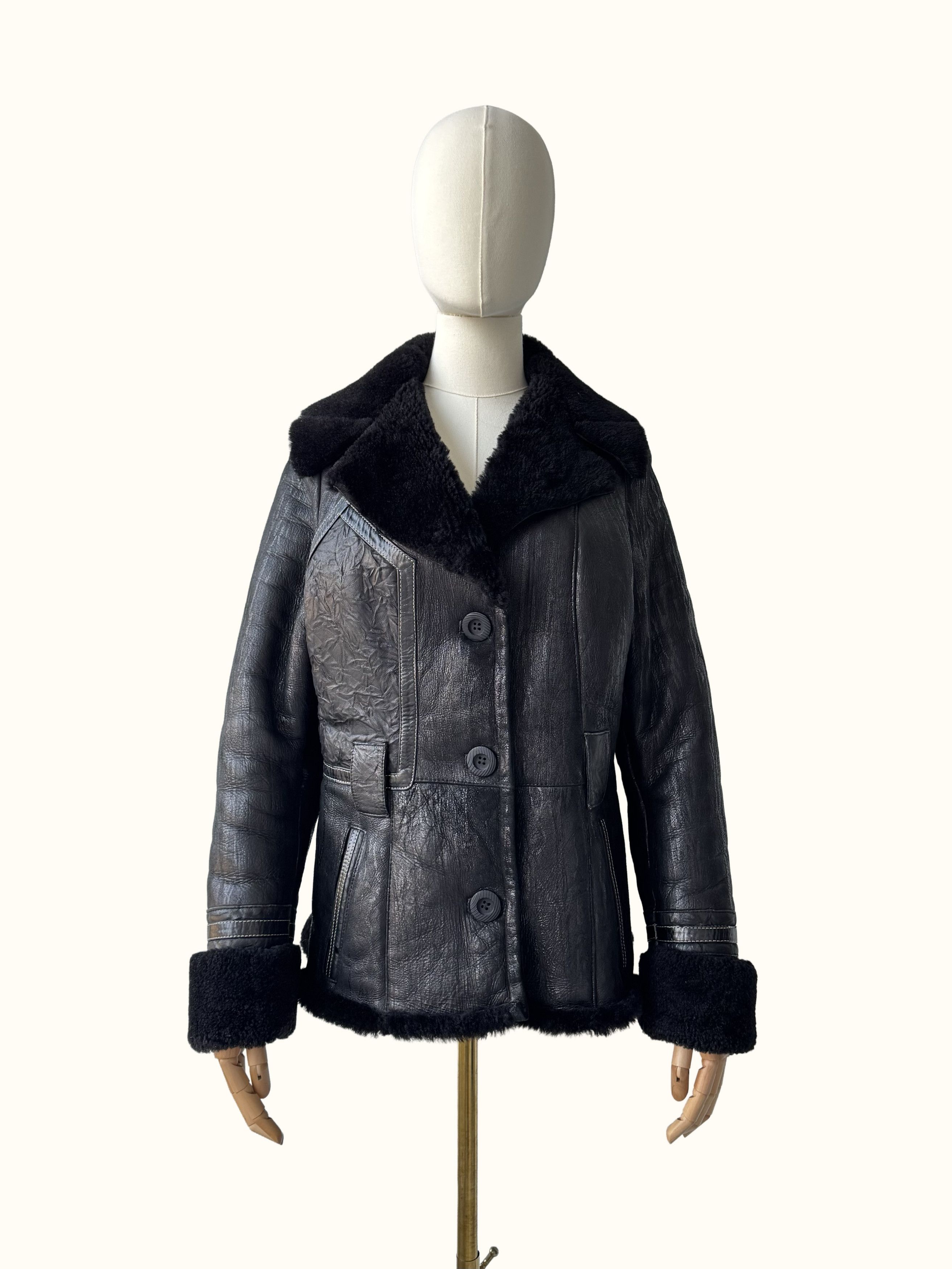 Vintage Vintage Real Sheepskin Jacket (B550) Size S / US 4 / IT 40 - 1 Thumbnail