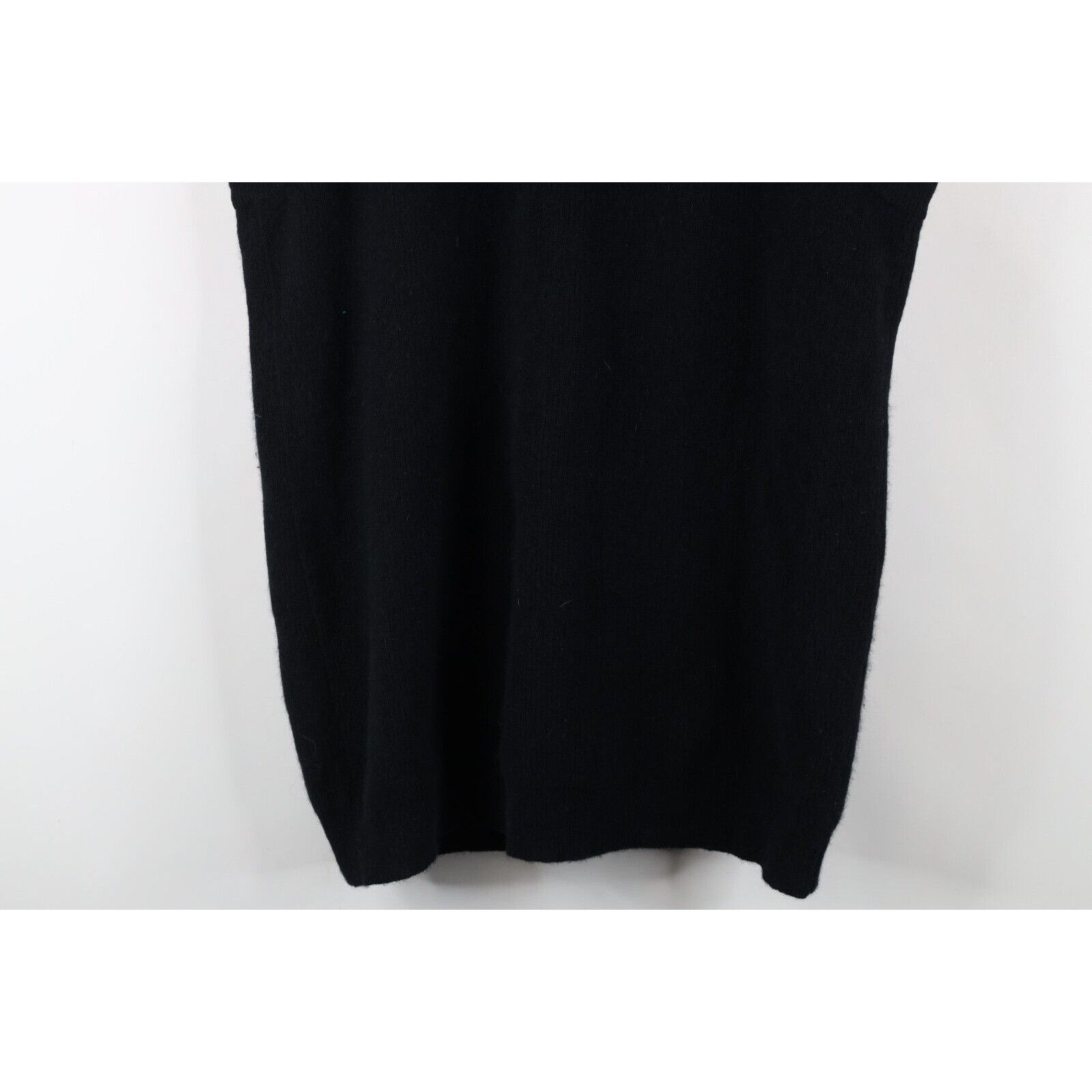 Vintage Vintage 90s Streetwear Lambswool Angora Christmas Sweater Size L / US 10 / IT 46 - 15 Thumbnail