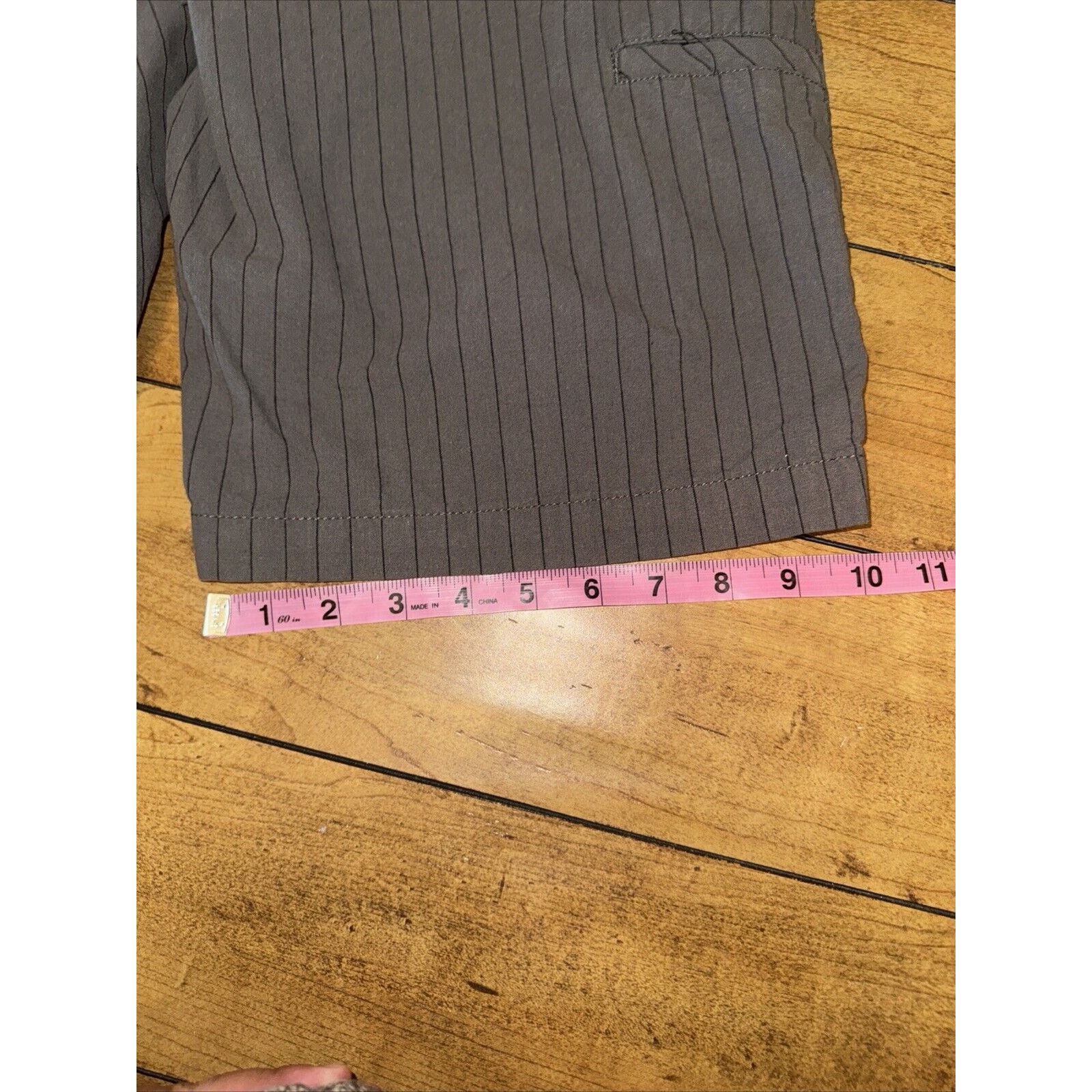 Vintage Vintage Hawk Skateboarding Stripped Chino Short Grey Size 30 Size US 30 / EU 46 - 4 Thumbnail