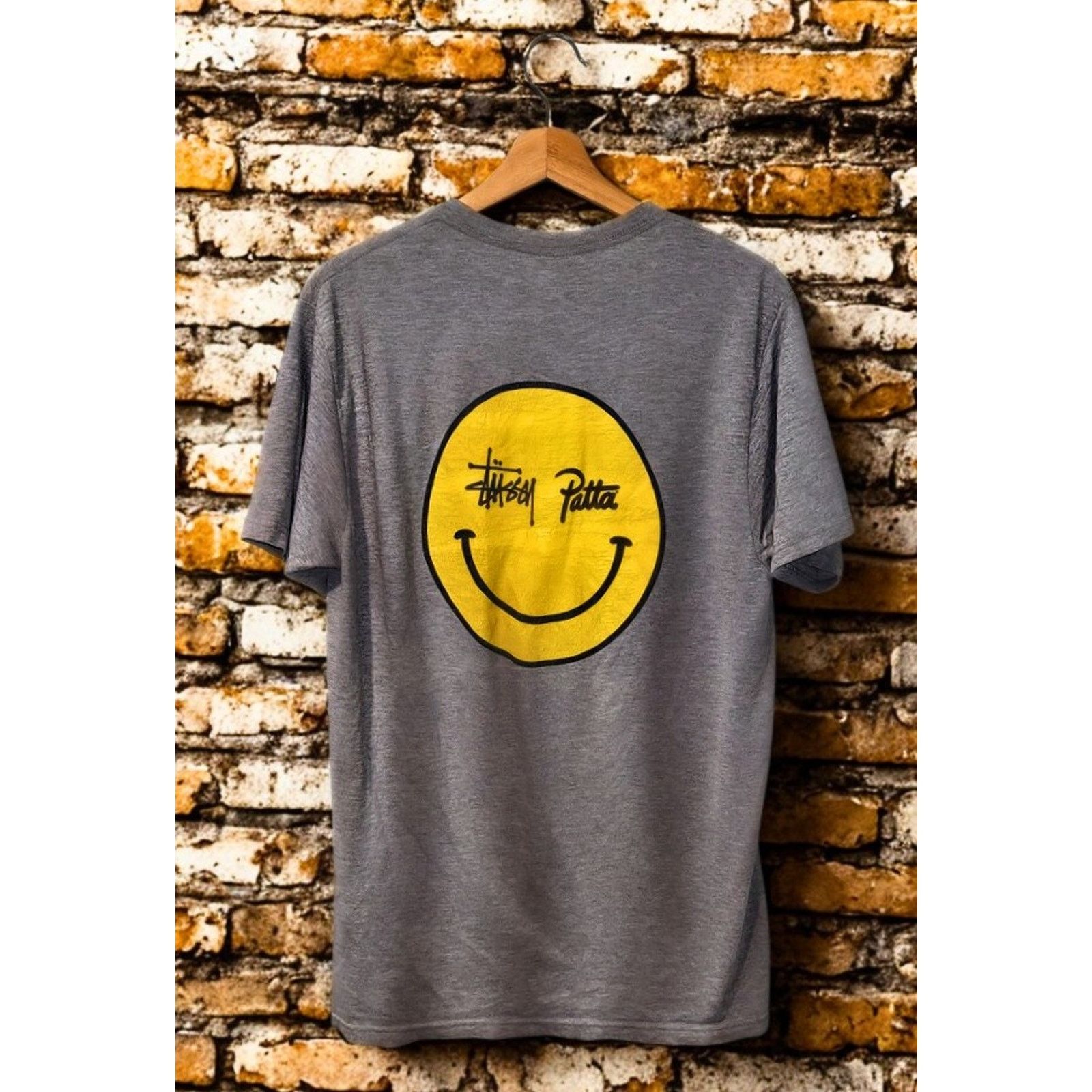 Stussy Stussy x Patta Smiley Tee Gray Yellow Logo Graphic T-Shirt M Size US M / EU 48-50 / 2 - 9 Thumbnail