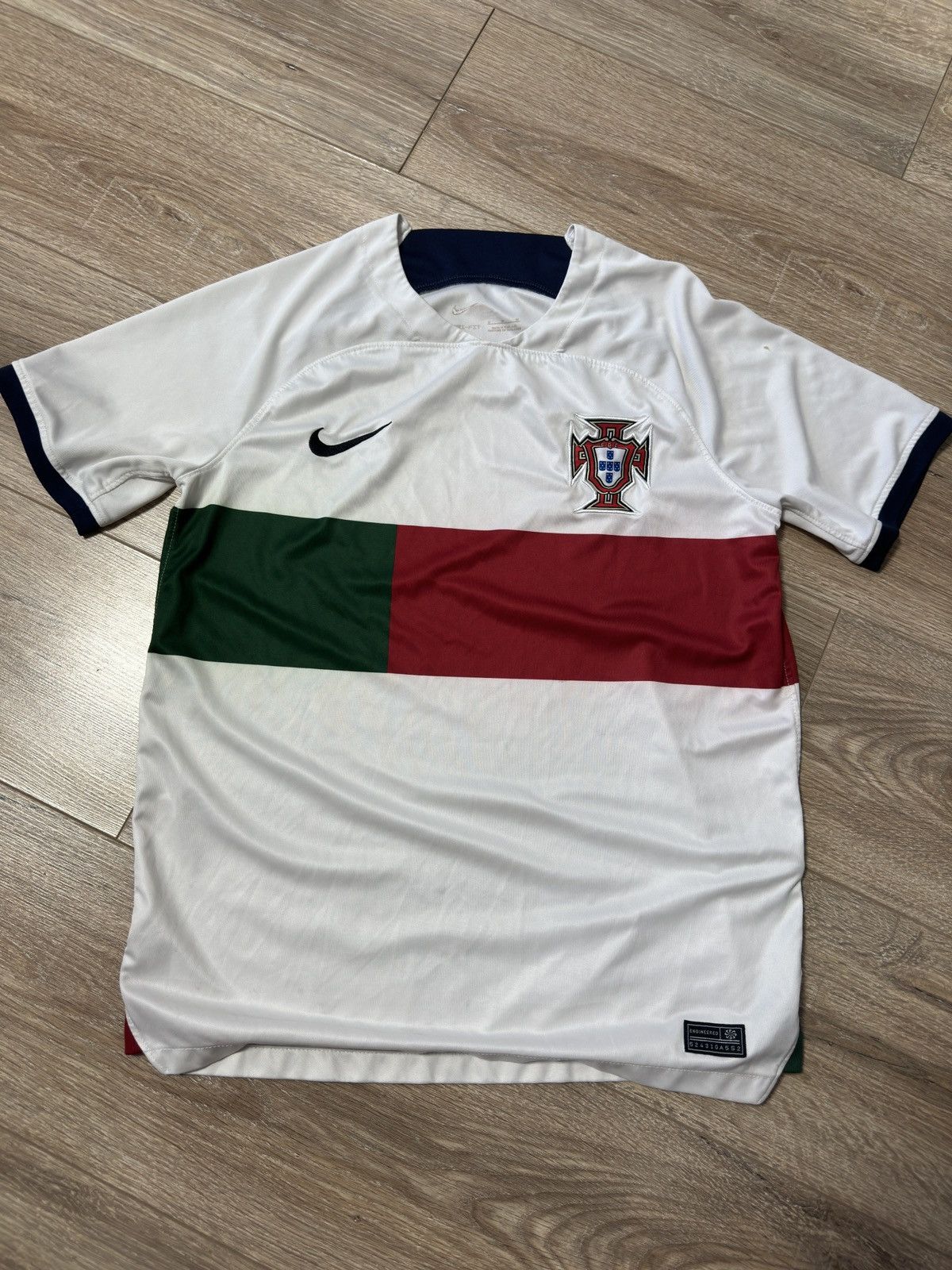 Nike Nike World Cup Portugal Away WHITE Jersey Mens Size M Size US M / EU 48-50 / 2 - 1 Thumbnail