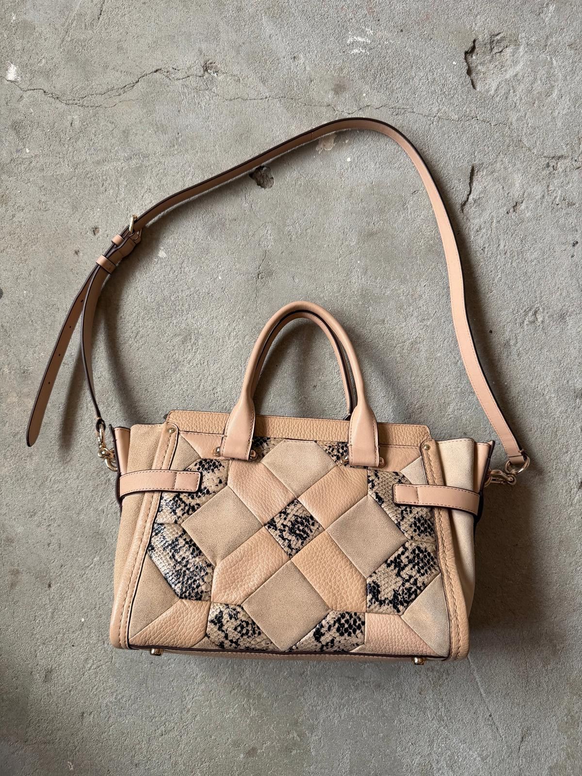 Coach Coach 2Way Swagger Embossed Patchwork Shoulder Bag Beige Size ONE SIZE - 7 Thumbnail