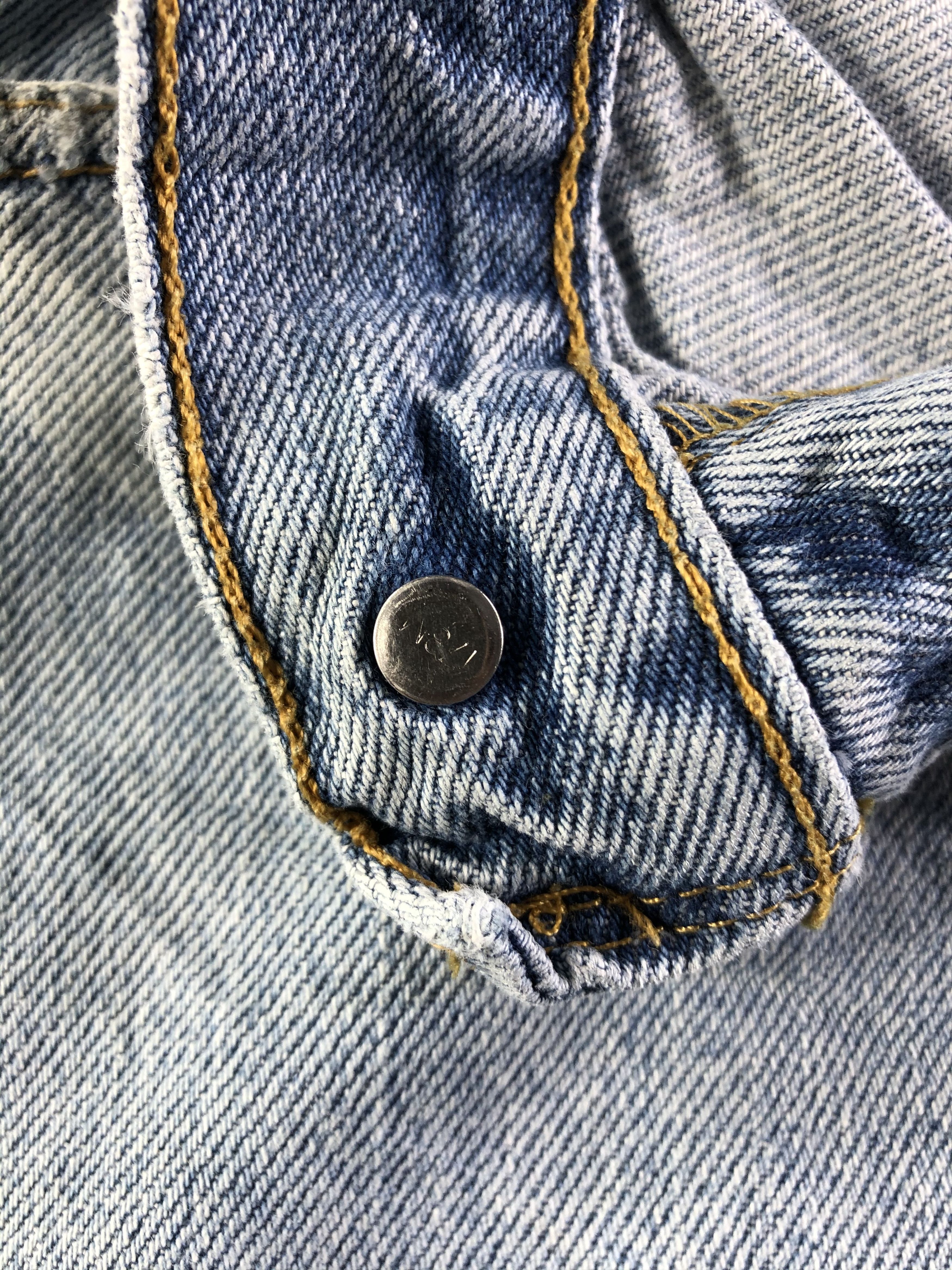 Levi's Vintage Blue Wash Levis 550 Jeans-J4231 Size US 37 - 8 Thumbnail
