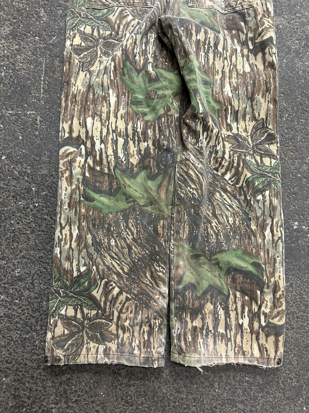 Vintage Y2K camo thinsulate pants Size US 33 - 10 Thumbnail