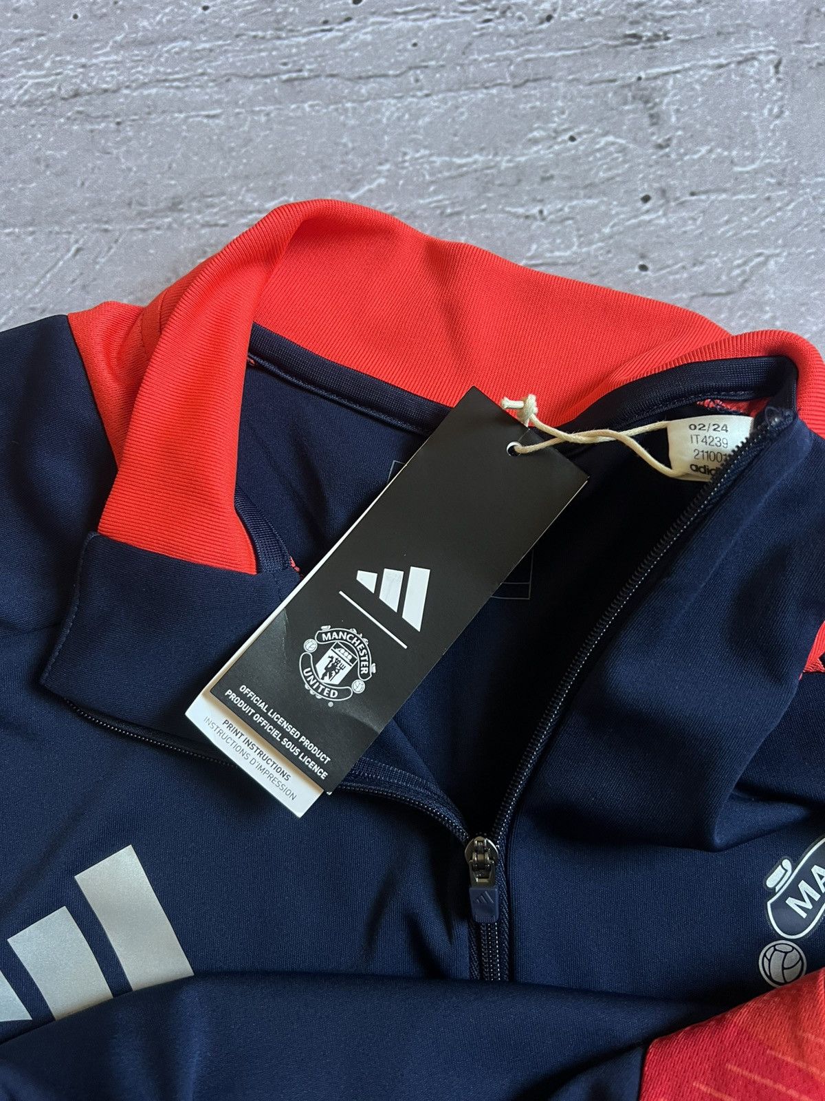 Adidas Men's Wind Top Navy 2024 Manchester United Jersey New XL Size US XL / EU 56 / 4 - 14 Thumbnail
