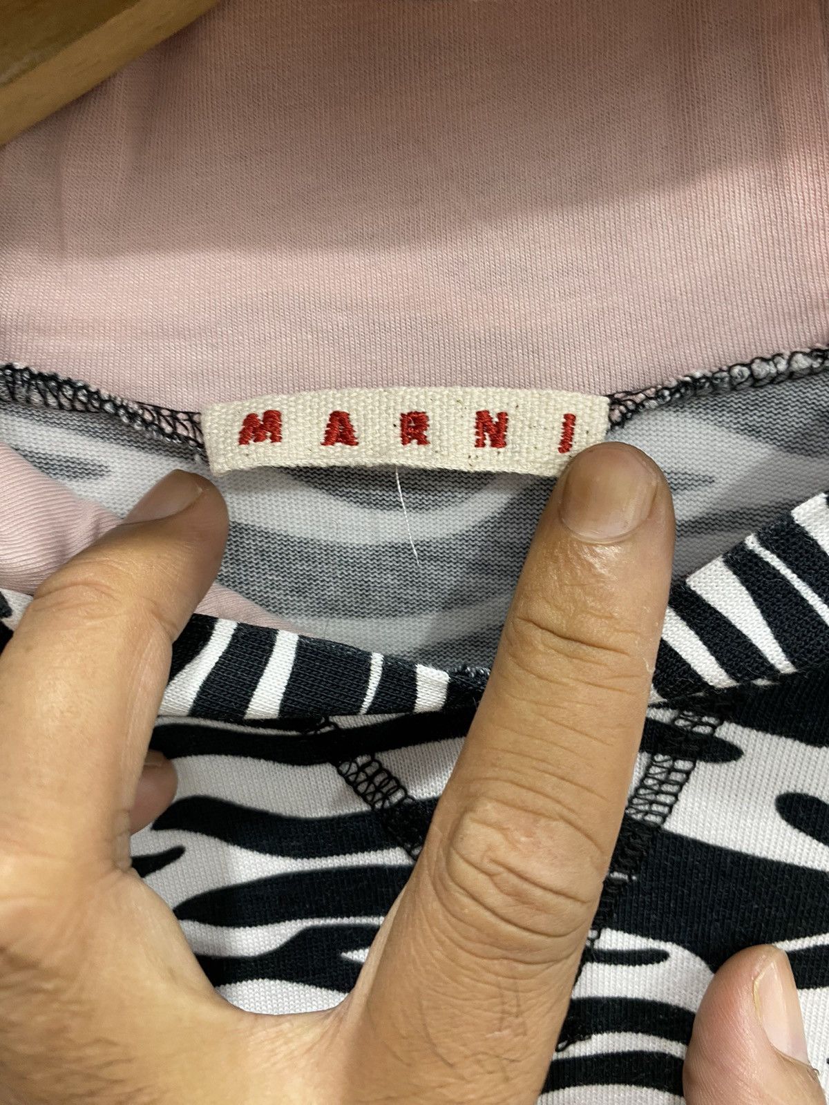 Marni Marni Camo Short Sleeve Hoodie Size US S / EU 44-46 / 1 - 3 Thumbnail