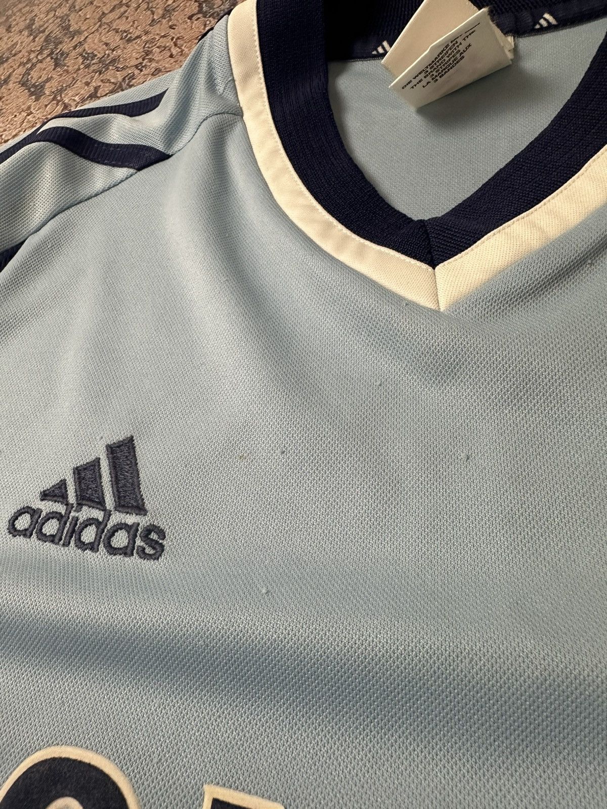 Adidas TOTTENHAM HOTSPUR 2001 2002 AWAY FOOTBAL SHIRT SOCCER JERSEY Size US M / EU 48-50 / 2 - 3 Thumbnail