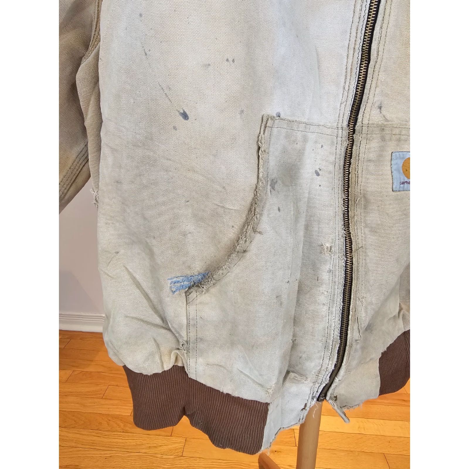 Carhartt VINTAGE Carhartt Brown Hooded Duck Canvas Work Jacket XL WORN Mens Jacket Size US XL / EU 56 / 4 - 4 Thumbnail