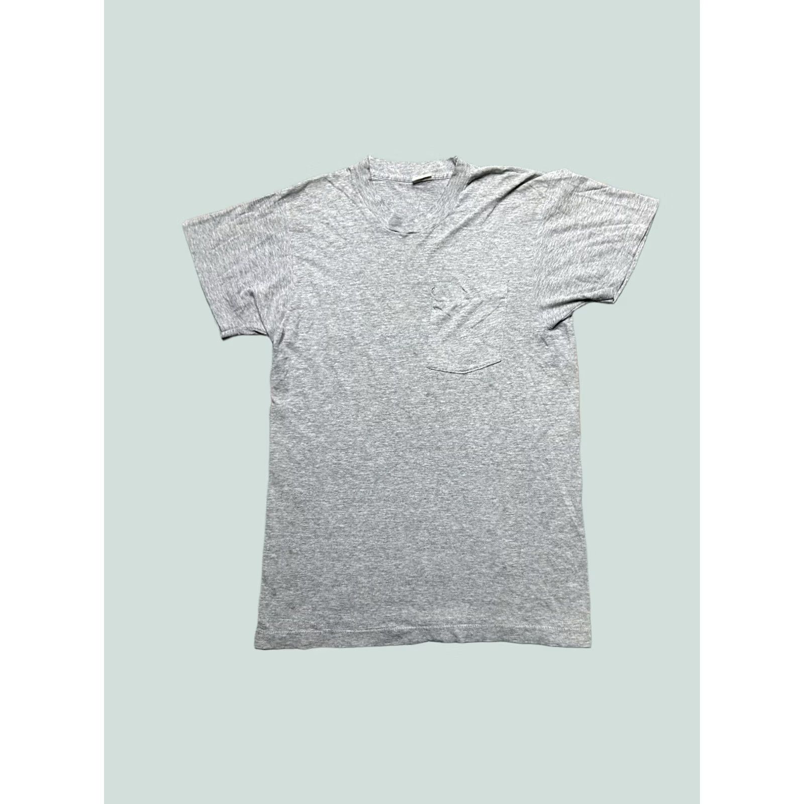 Fruit Of The Loom VINTAGE 90s Fruit of the Loom T-Shirt Pocket Gray M/L Womens Mens Shirt Size US M / EU 48-50 / 2 - 1 Thumbnail