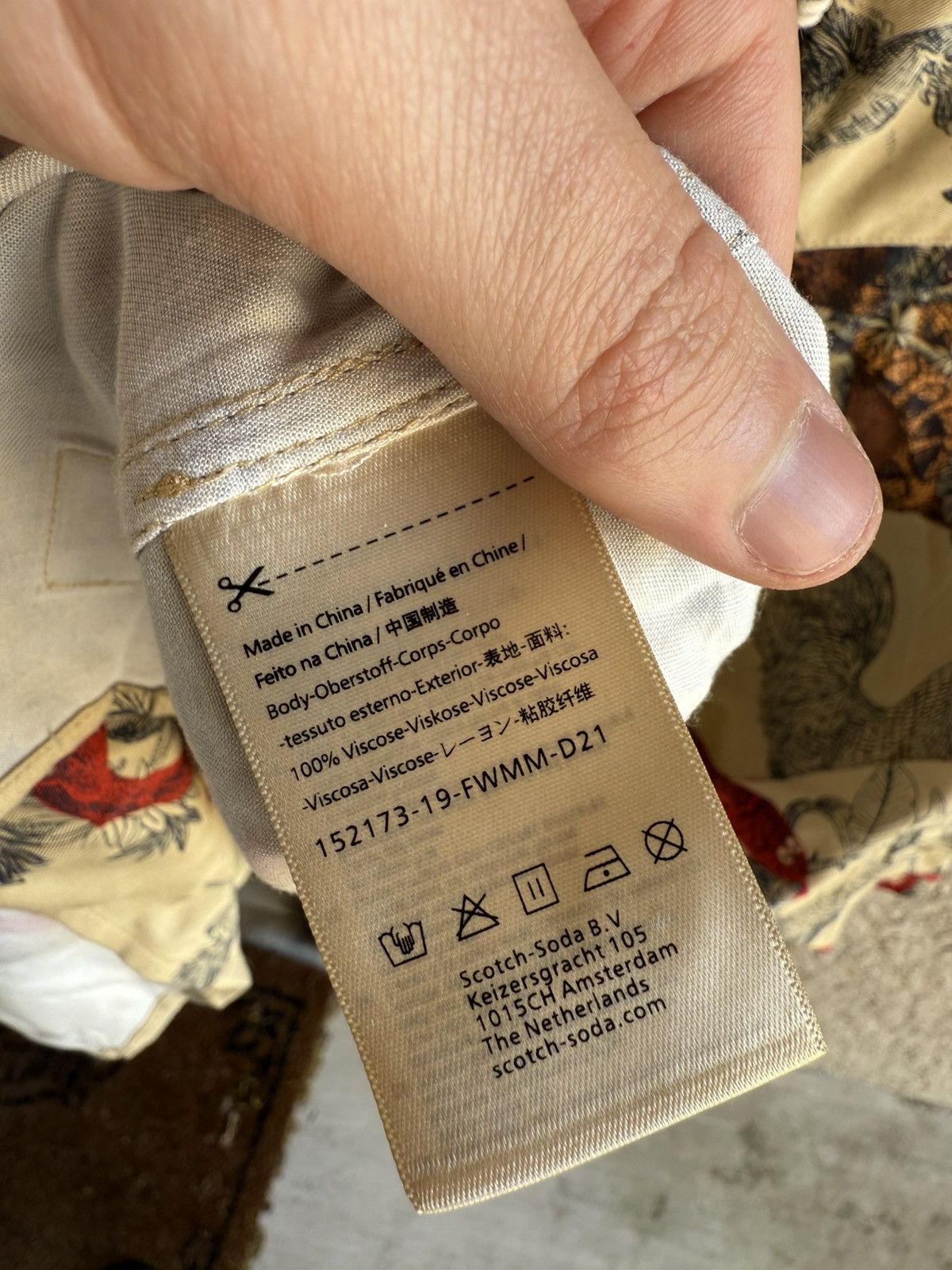 Scotch & Soda Golden dragon short sleeve button up Size US M / EU 48-50 / 2 - 8 Thumbnail