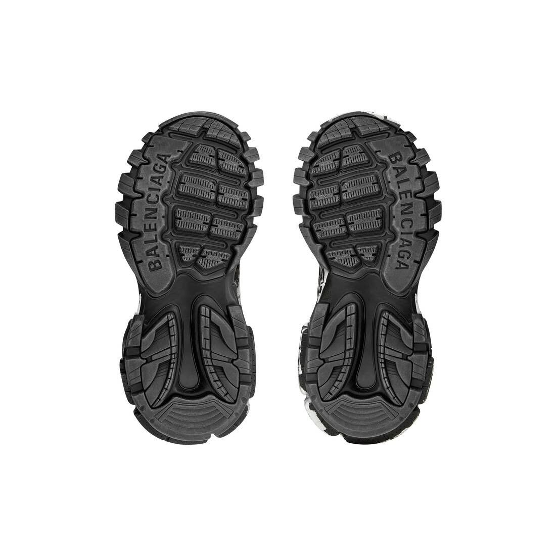Balenciaga o1tr1nto0825 Track Graffiti Sneakers in Black/White Size US 8 / EU 41 - 7 Thumbnail
