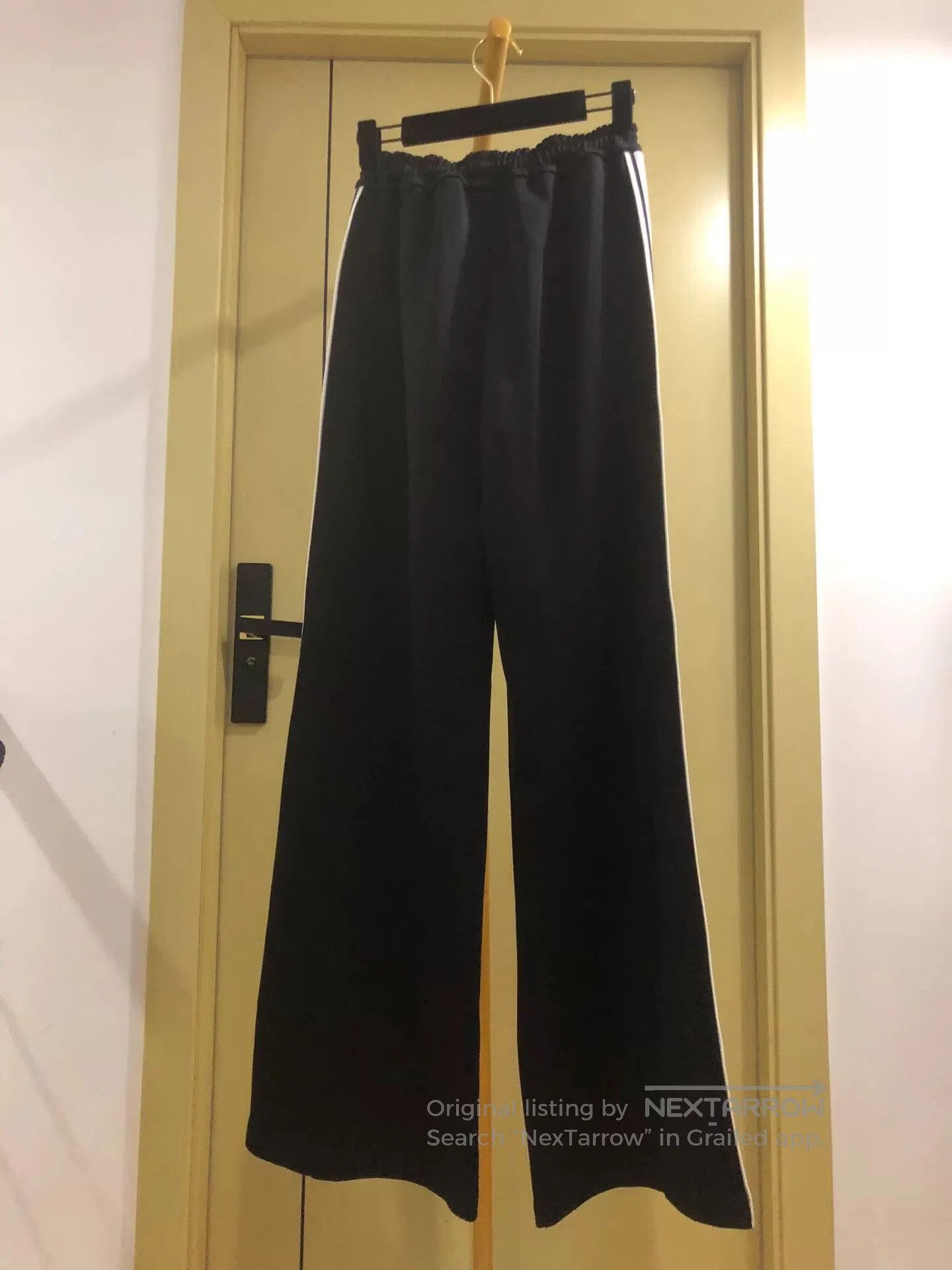 Gucci Gucci Black Unisex Sports Pants. Size US 26 / EU 42 - 2 Thumbnail