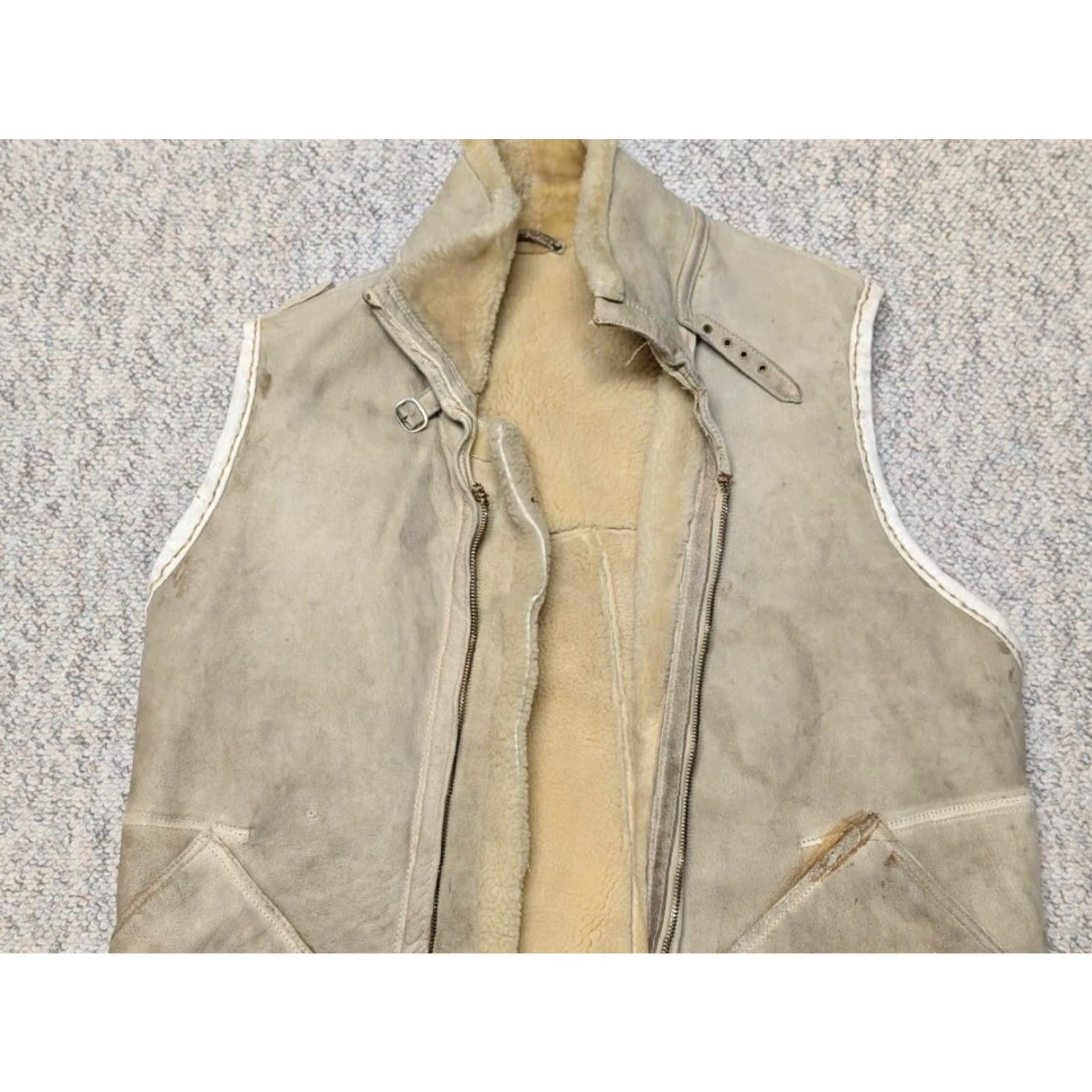 Vintage VINTAGE shearling leather M bomber WWII military TRADING POST vest rrl SHEARLING leather M vest Mens brown tan 42 in 90s style Size US M / EU 48-50 / 2 - 5 Thumbnail