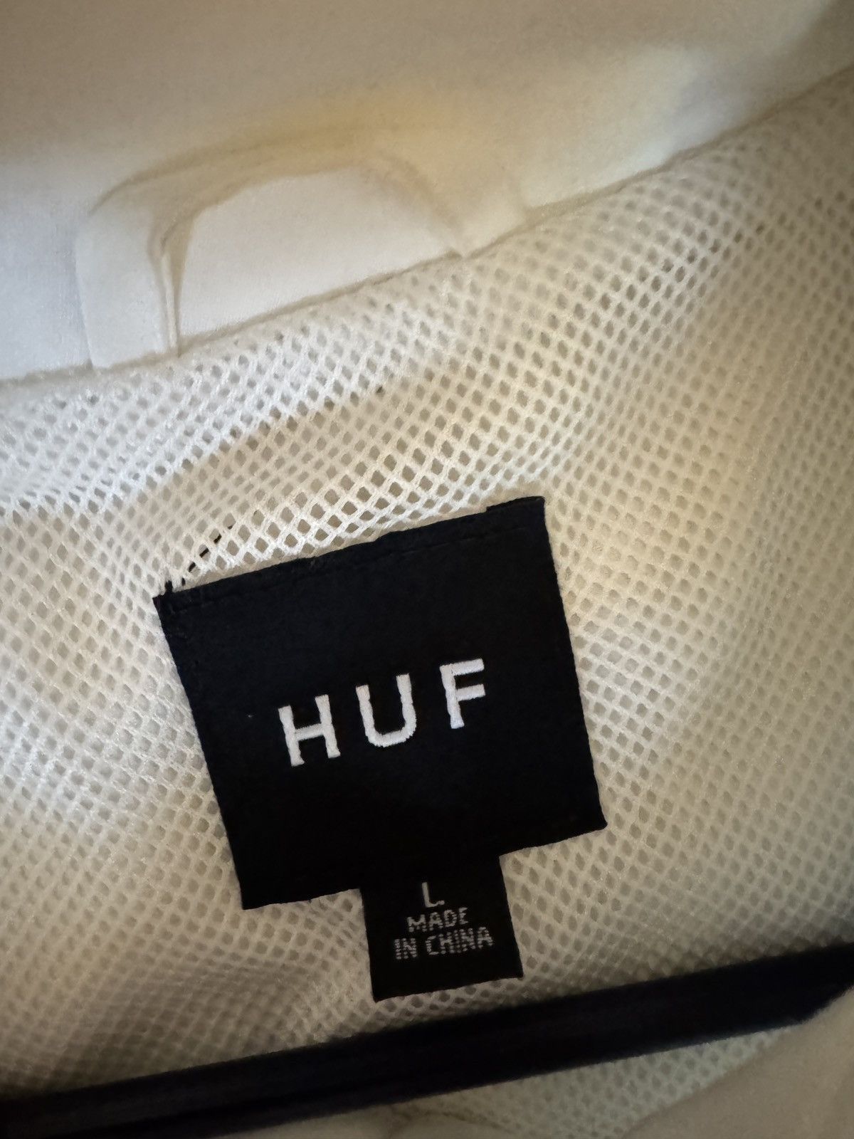 Huf HUF // WHITE WINDBREAKER Size US L / EU 52-54 / 3 - 4 Thumbnail