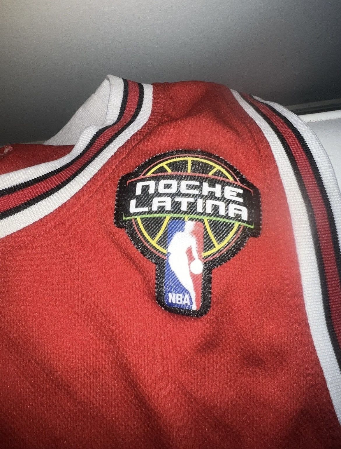 Adidas Derrick Rose Chicago Bulls Jersey (V Latin Nights Edition) Size US L / EU 52-54 / 3 - 4 Thumbnail