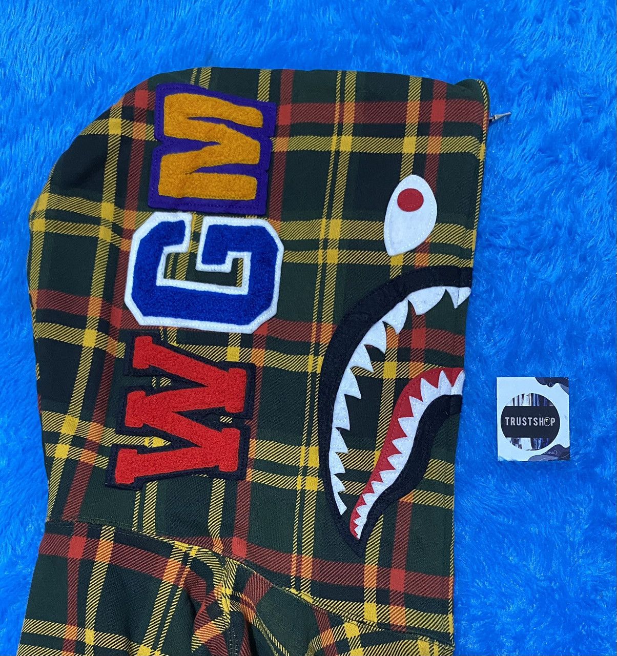 Bape 🔥isetan limited model🔥 Bape Shark Fullzip Hoodie Size US M / EU 48-50 / 2 - 5 Thumbnail
