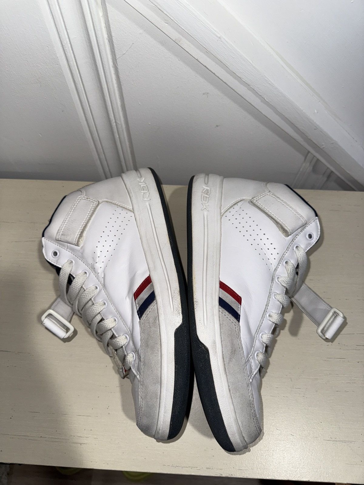 G-Unit × Reebok RBK G-Unit G6 Mid White Reebok G-unit Sneakers Mens Size 10 Size US 10 / EU 43 - 7 Thumbnail