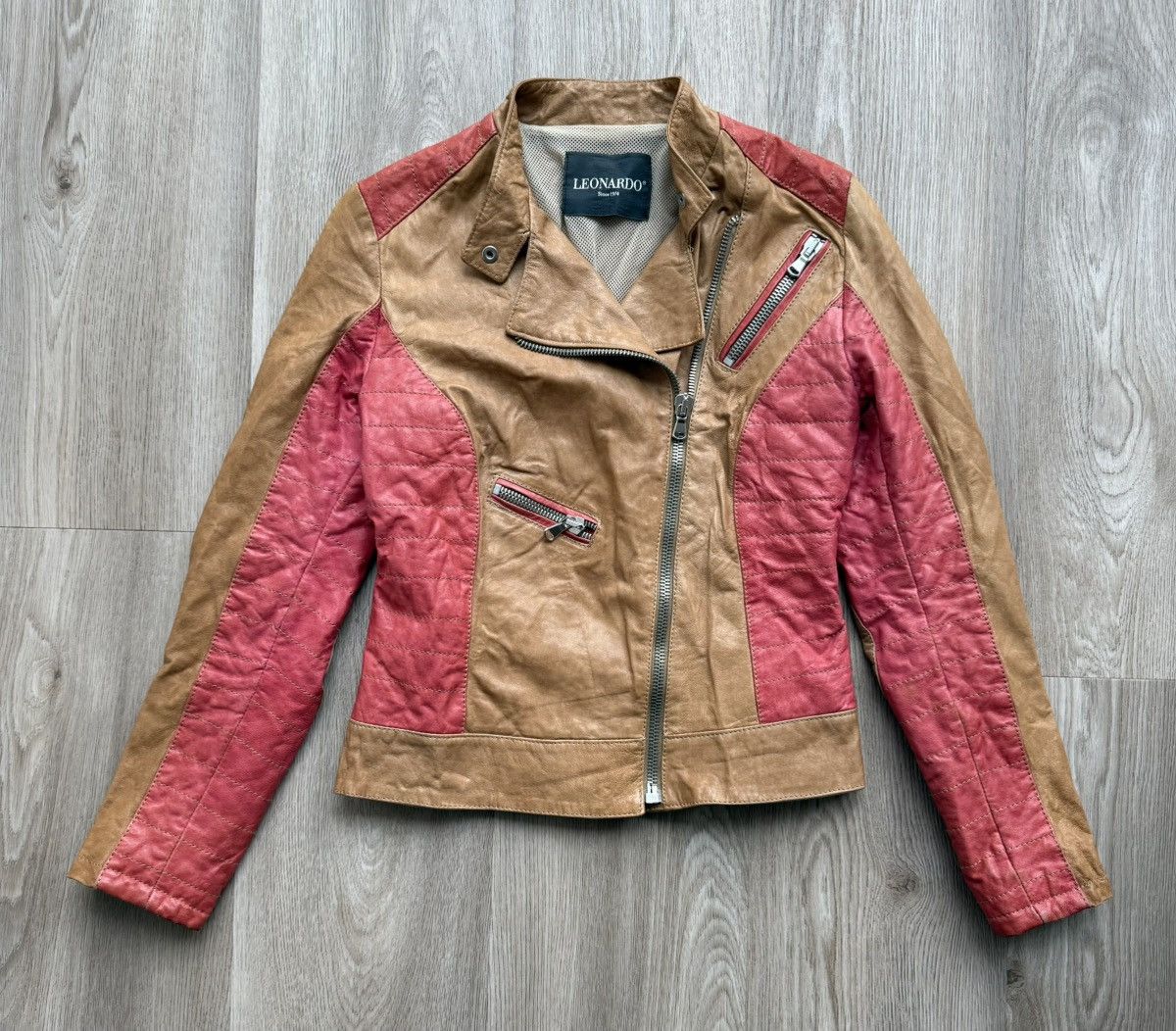 Vintage Leonardo Brown/ Red Leather Biker Jacket Size XS / US 0-2 / IT 36-38 - 1 Thumbnail