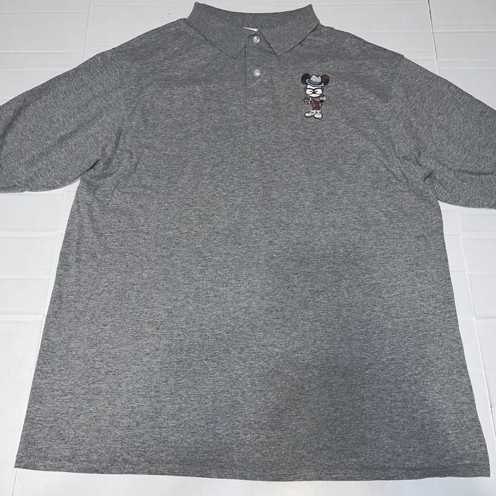 Disney DISNEY Cast Collection Mens XL Embroidered Mickey Polo shirt Size US XL / EU 56 / 4 - 3 Thumbnail