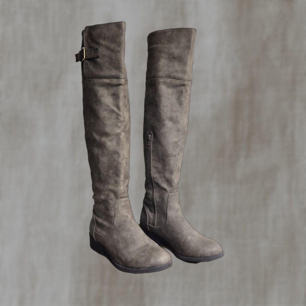 Vintage VINTAGE Charlotte Russe Brown Round Toe Tall Boots Soft Suede Adult Women's Size 8 Size US 8 / IT 38 - 1 Thumbnail