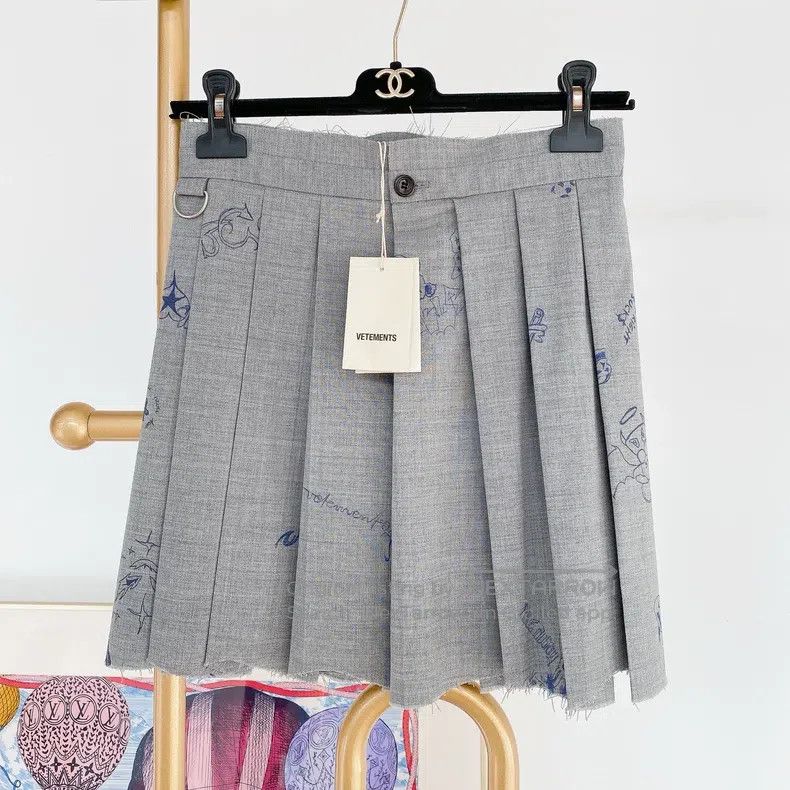 Vetements Vetements size S Gray pleated skirt Size 23" - 3 Thumbnail