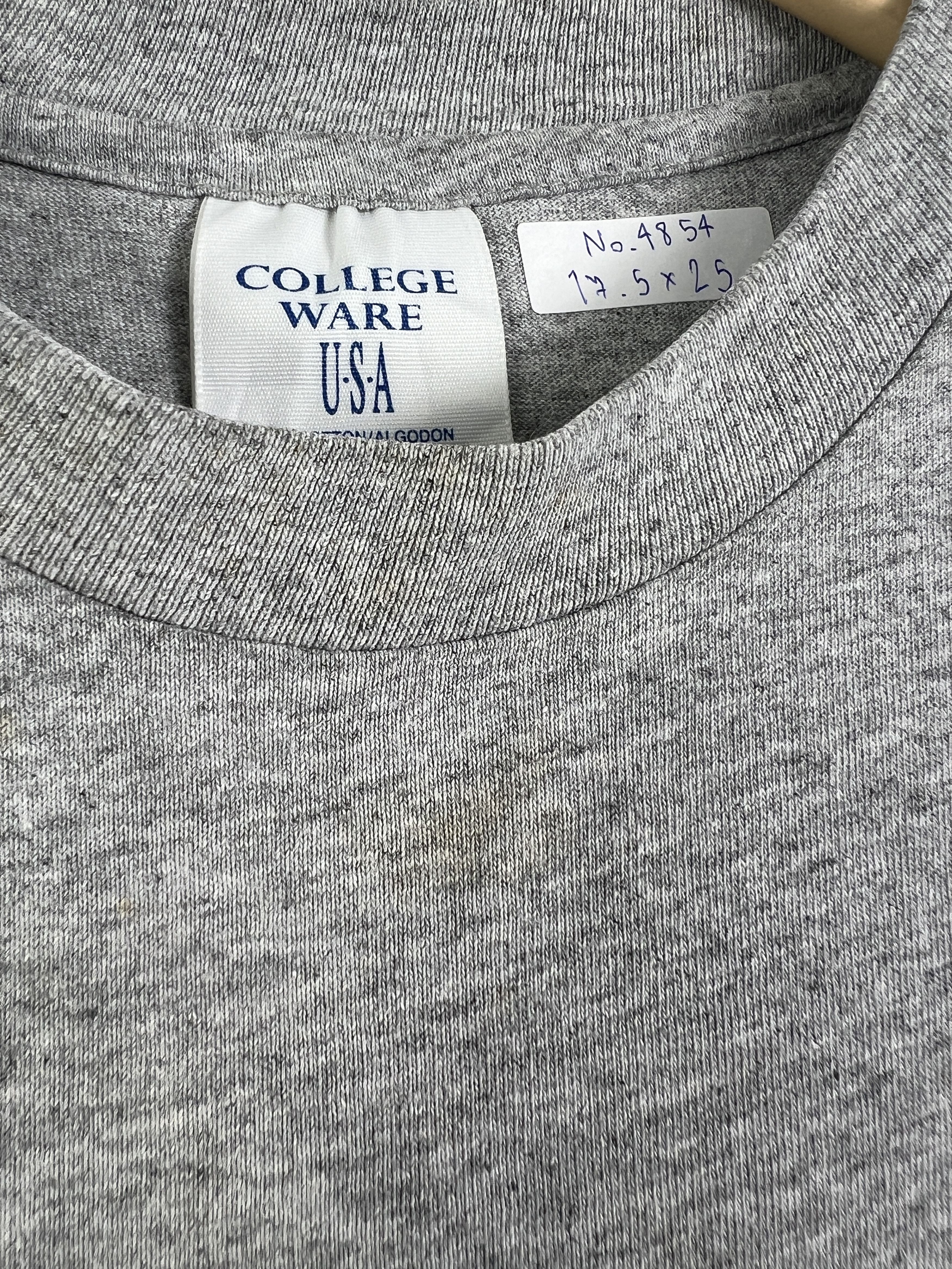 NCAA × Vintage No.4854 Vintage 90s Michigan Wolverines Graphic Tee (L) Size US L / EU 52-54 / 3 - 6 Thumbnail