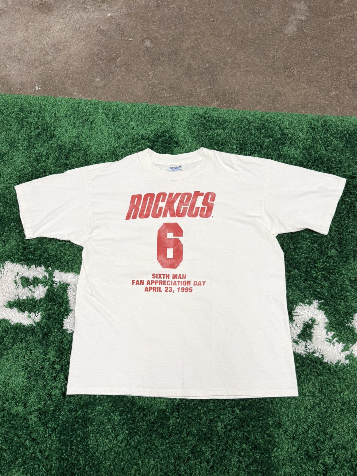 Gildan × Vintage Vintage Houston Rockets Sixth Man Appreciation Day 90s NBA Size US XL / EU 56 / 4 - 1 Thumbnail