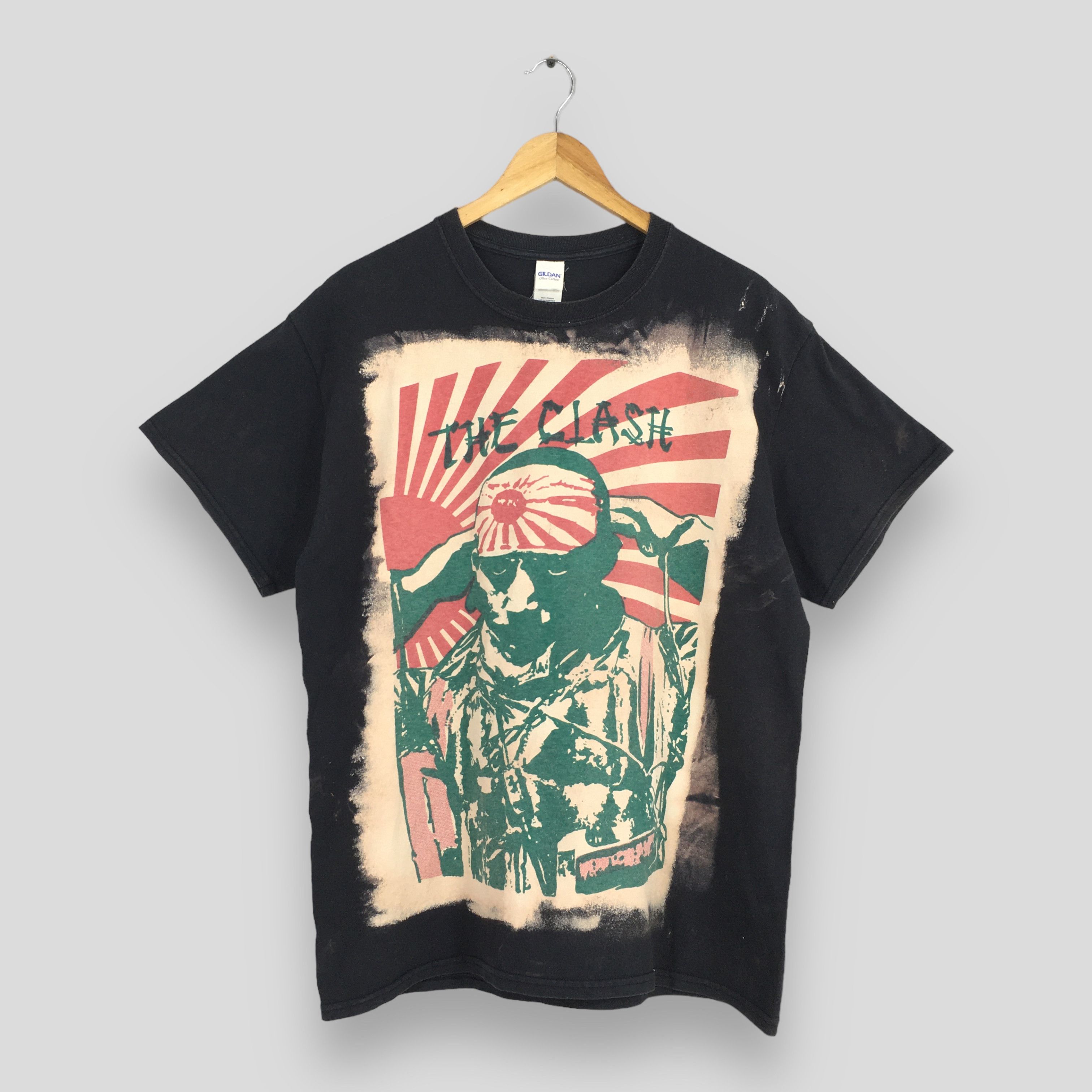 Band Tees × Vintage Vintage The Clash Kamikaze Punk Mosquitohead Tie Dye Size L Size US L / EU 52-54 / 3 - 1 Thumbnail