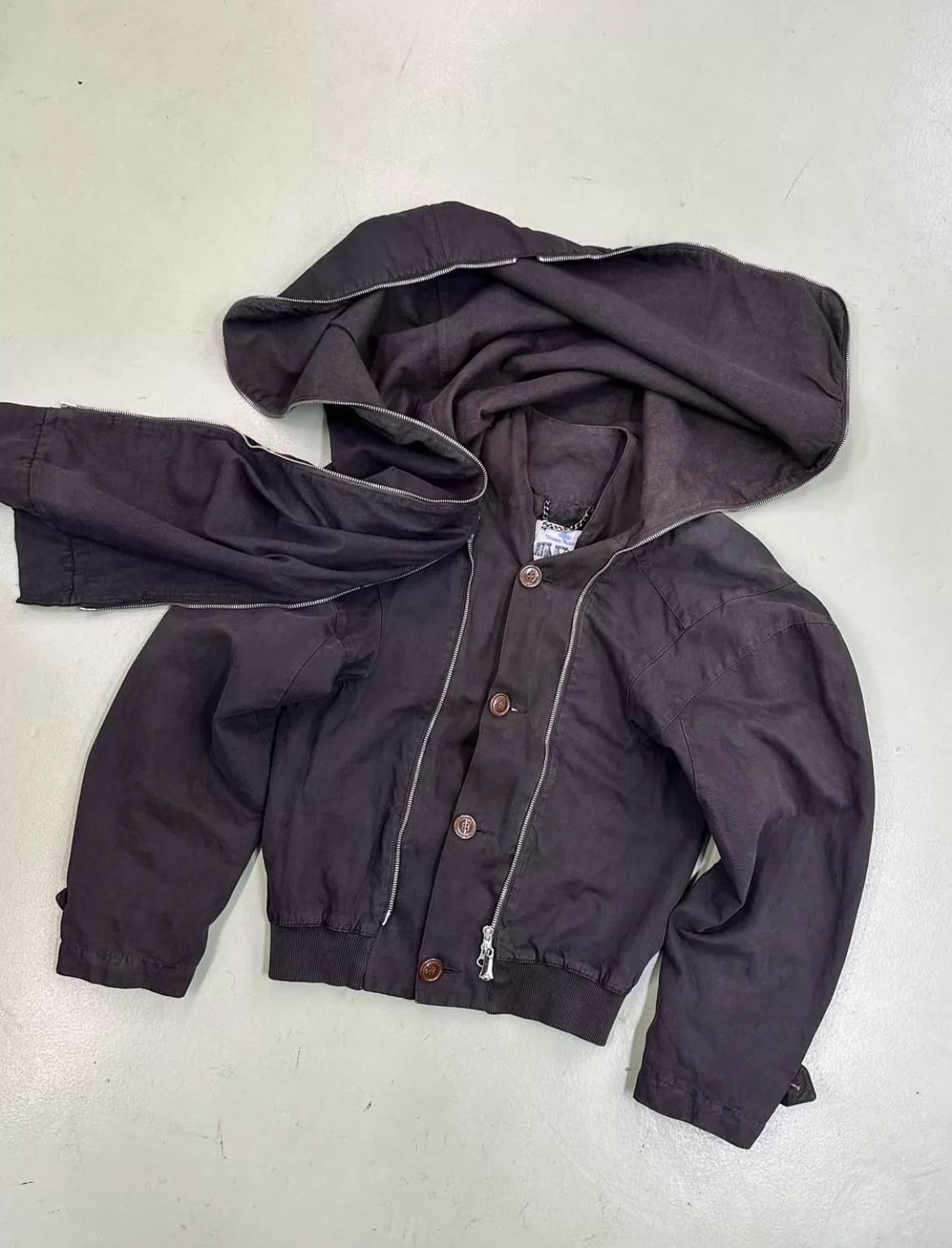 Vivienne Westwood Vivienne Westwood Special Cut Rare Zipper Sweatshirt Size US M / EU 48-50 / 2 - 3 Thumbnail
