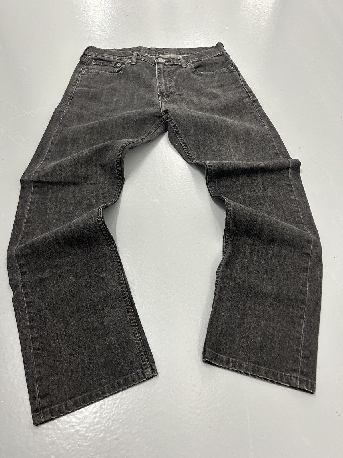 Levi's Crazy vintage y2k faded black Levi’s essential jeans skater Size US 32 / EU 48 - 7 Thumbnail