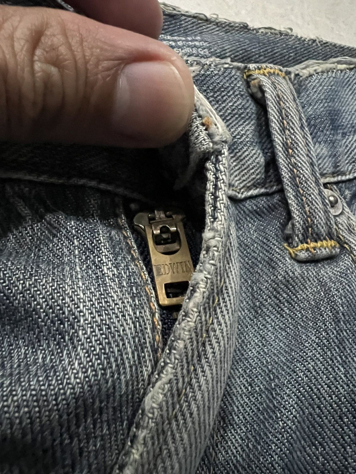Edwin × If Six Was Nine × Le Grande Bleu (L.G.B.) VINTAGE EDWIN 504 R MUD WASH DISTRESS JEANS Size US 30 / EU 46 - 11 Thumbnail