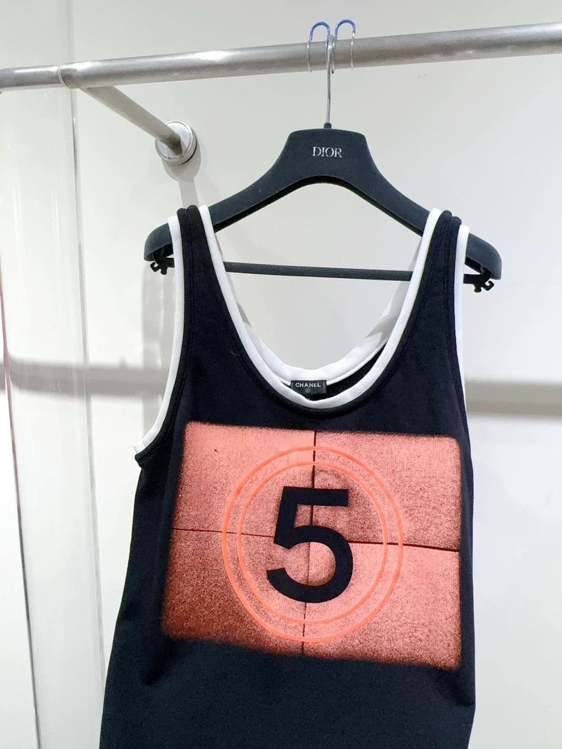 Chanel Chanel Vest 2503-Nextarrow Size XS / US 0-2 / IT 36-38 - 2 Thumbnail