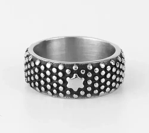 VIBE Simple Star Round Studded Ring Size ONE SIZE - 2 Thumbnail