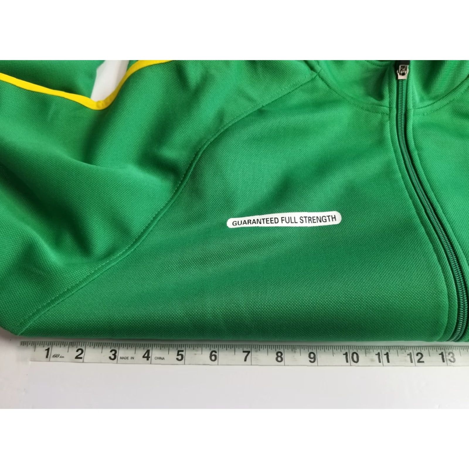 Vintage VINTAGE Wray & Nephew Jacket Green Track Coat Overproof Rum Full Strength Men's XL Zip Polyester Track Mens XL Green Size US XL / EU 56 / 4 - 3 Thumbnail