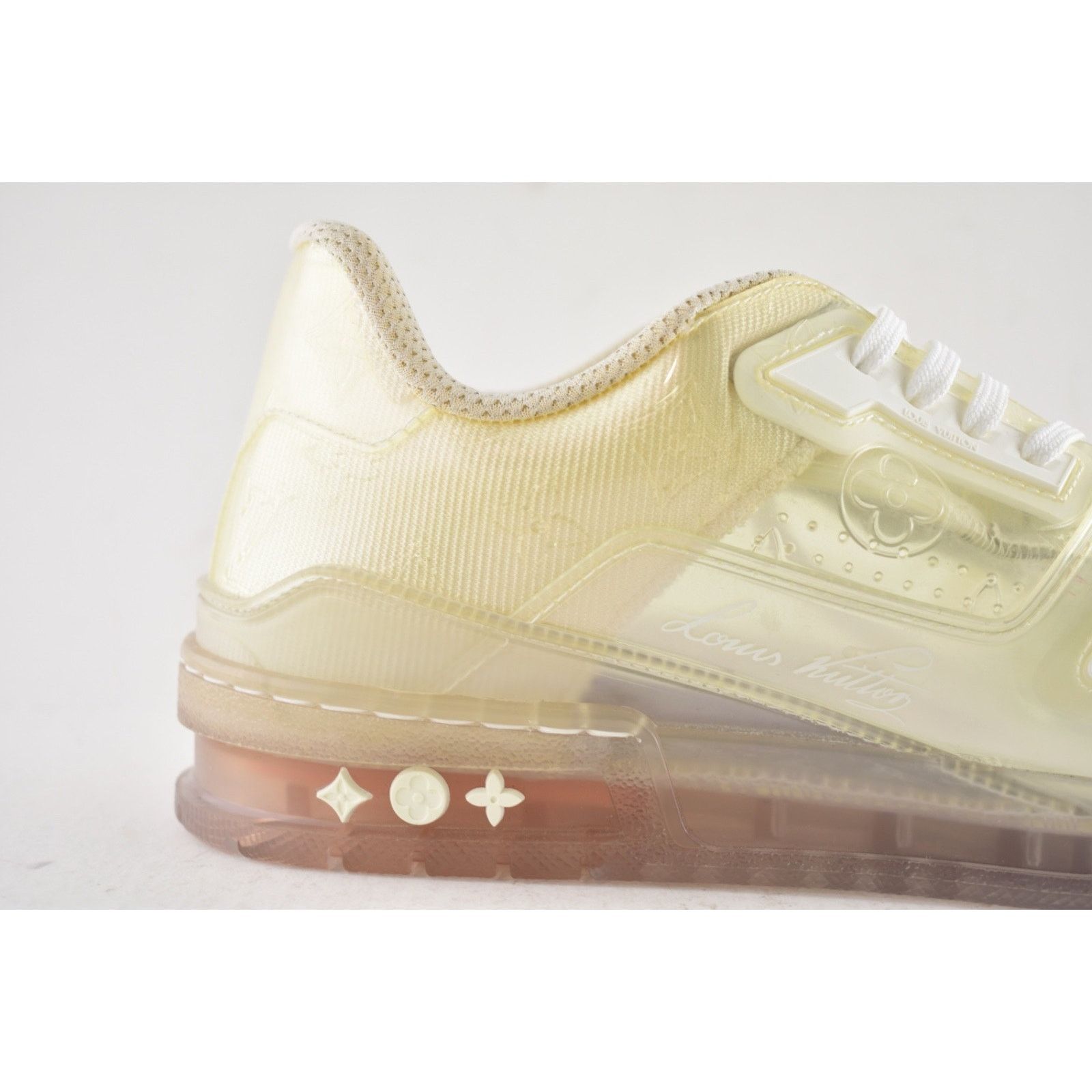Louis Vuitton Louis Vuitton Transparent Clear PVC Logo Low Top Trainer Size US 9 / EU 42 - 3 Thumbnail