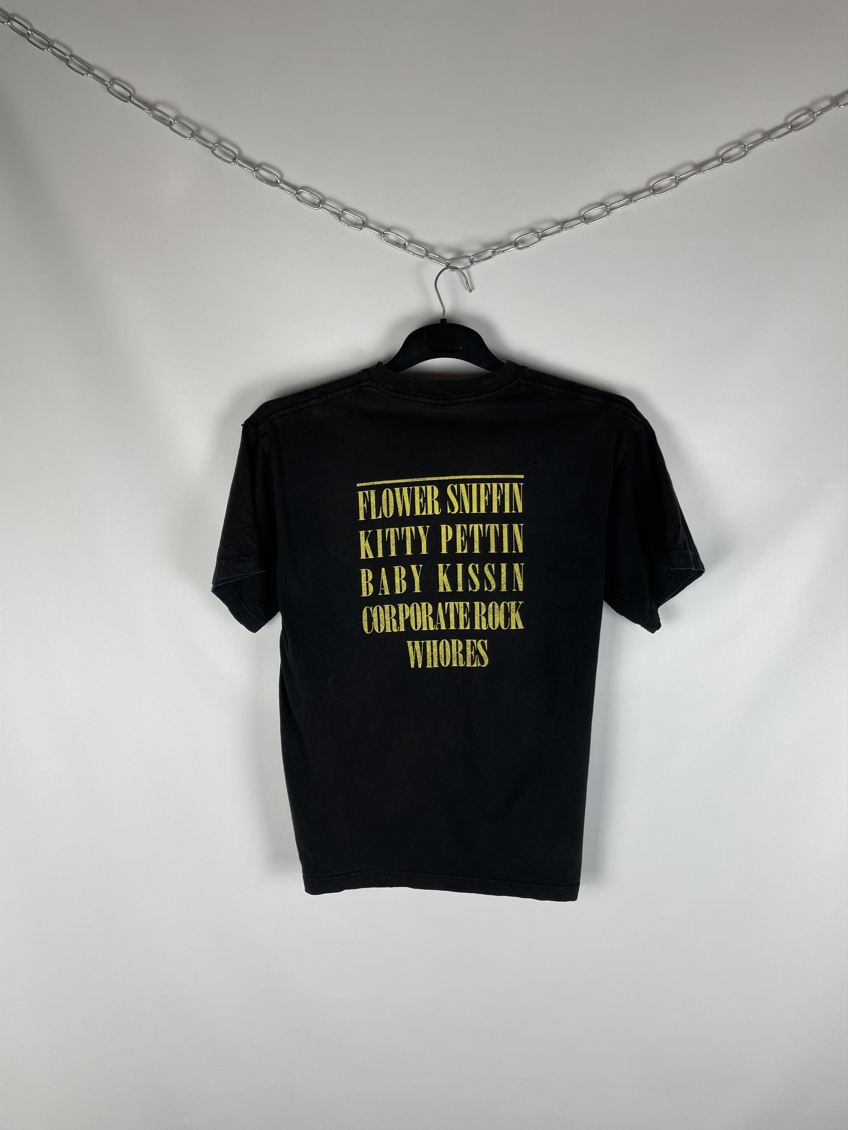 Band Tees Mens Vintage Nirvana 1992 T Shirt rock band tee Size US M / EU 48-50 / 2 - 7 Thumbnail