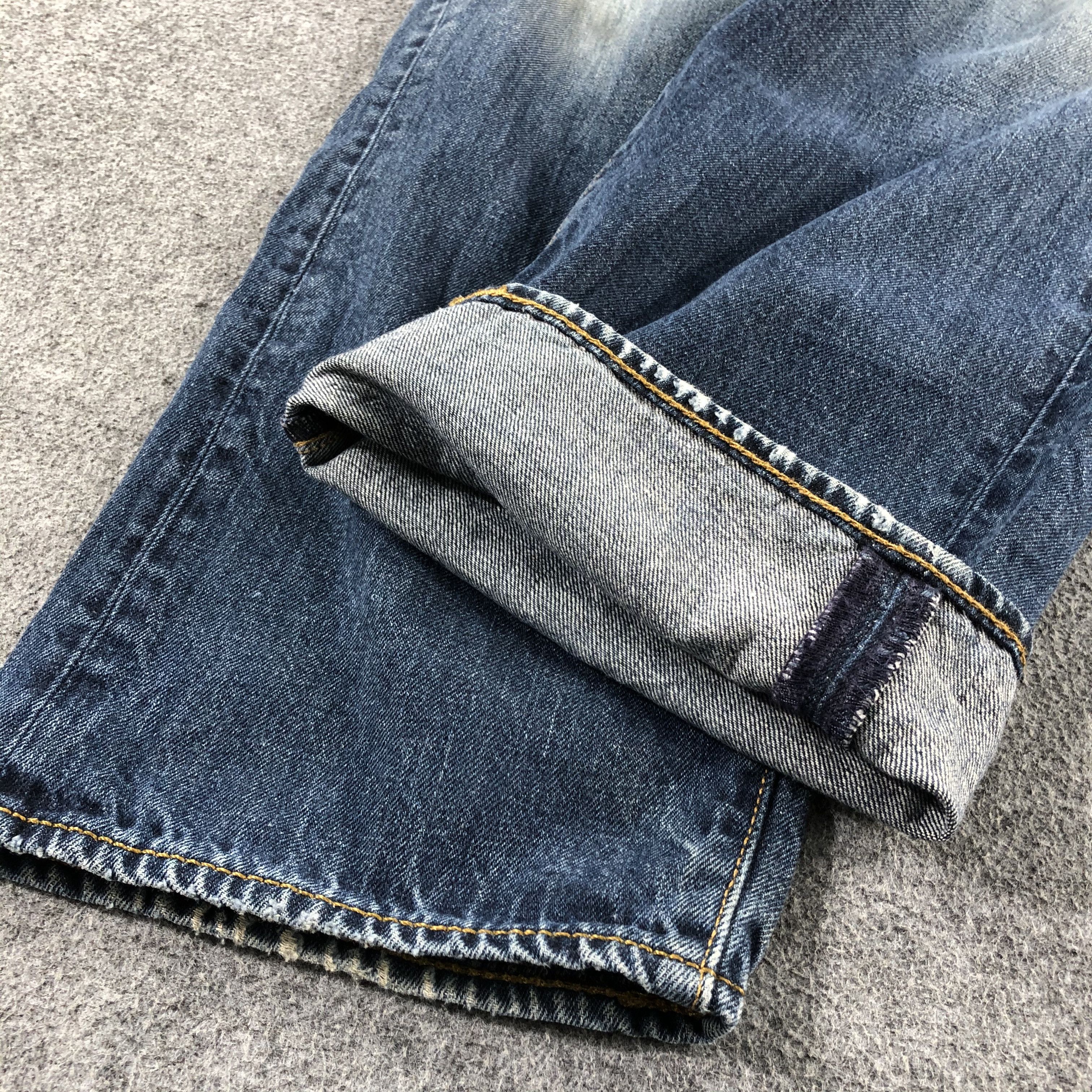Levi's Vintage Blue Wash Levis 562 Jeans-J2584 Size US 37 - 7 Thumbnail