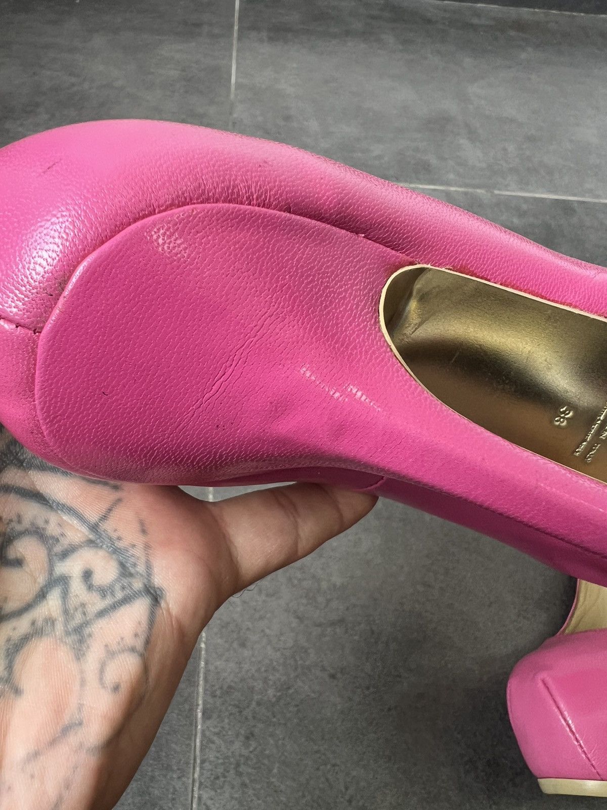 Yves Saint Laurent Vintage Yves Saint Laurent high pink iconic heels Size US 7 / IT 37 - 6 Thumbnail
