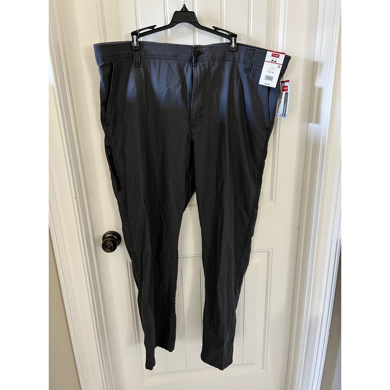 Wrangler Men's Outdoor Rugged Utility Pant Straight Fit 44 x 30 Size US 44 / EU 60 - 7 Thumbnail