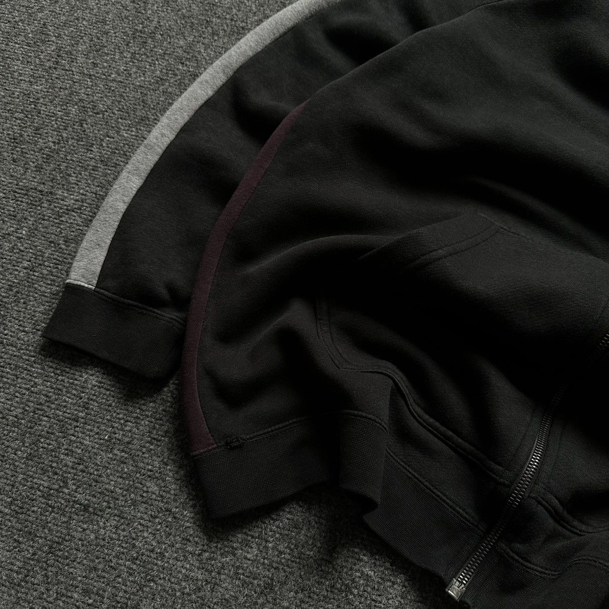 Nike VTG Nike Air Zip Hoodie Size XL Distressed Lost Color Y2K Size US XL / EU 56 / 4 - 7 Thumbnail