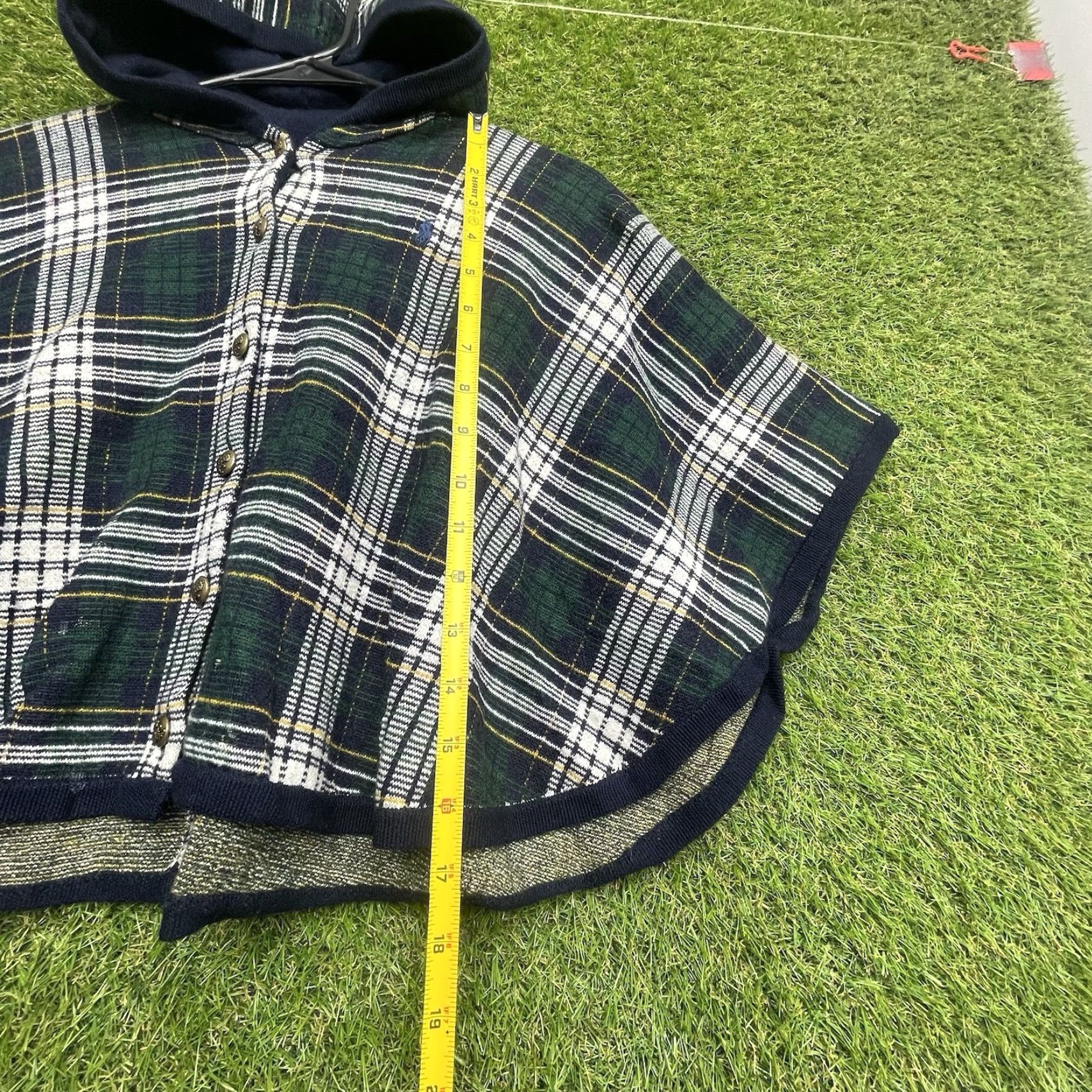 VINTAGE Ralph Lauren Wool Poncho Sweater Womens Size 6 Plaid Multicolor Knit Fall Winter Designer