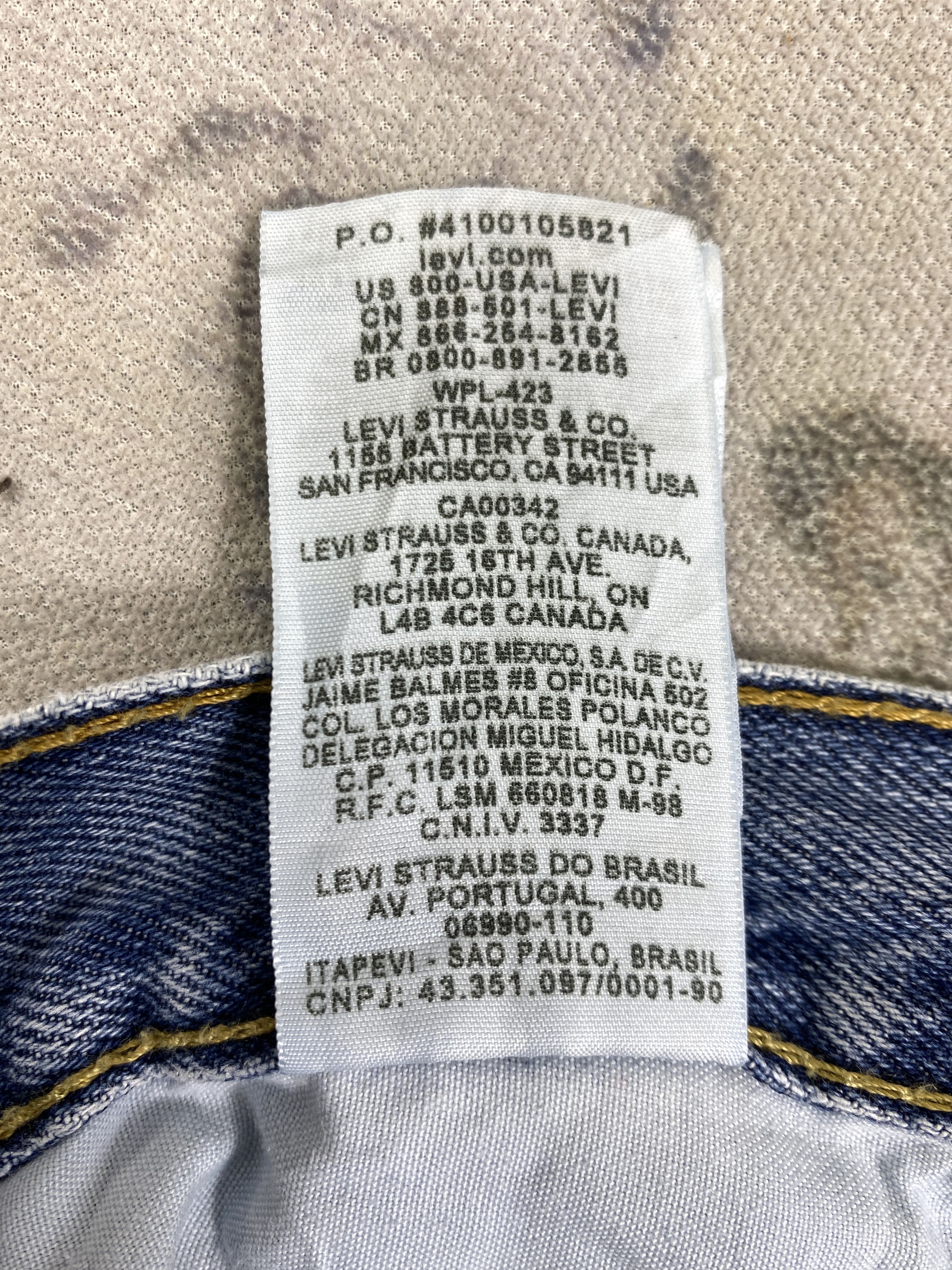 Levi's Blue Vintage Levi's 550 Relaxed Fit Denim 37 x 33 -JN379 Size US 36 / EU 52 - 11 Thumbnail