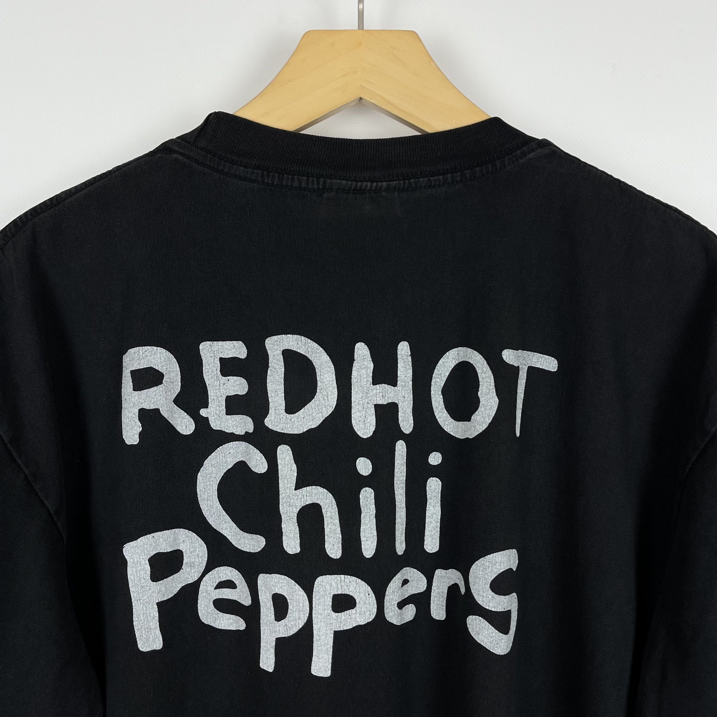Band Tees Vintage Red Hot Chilli Peppers Rare Rock Band T Shirt 90’s Size US XL / EU 56 / 4 - 19 Thumbnail